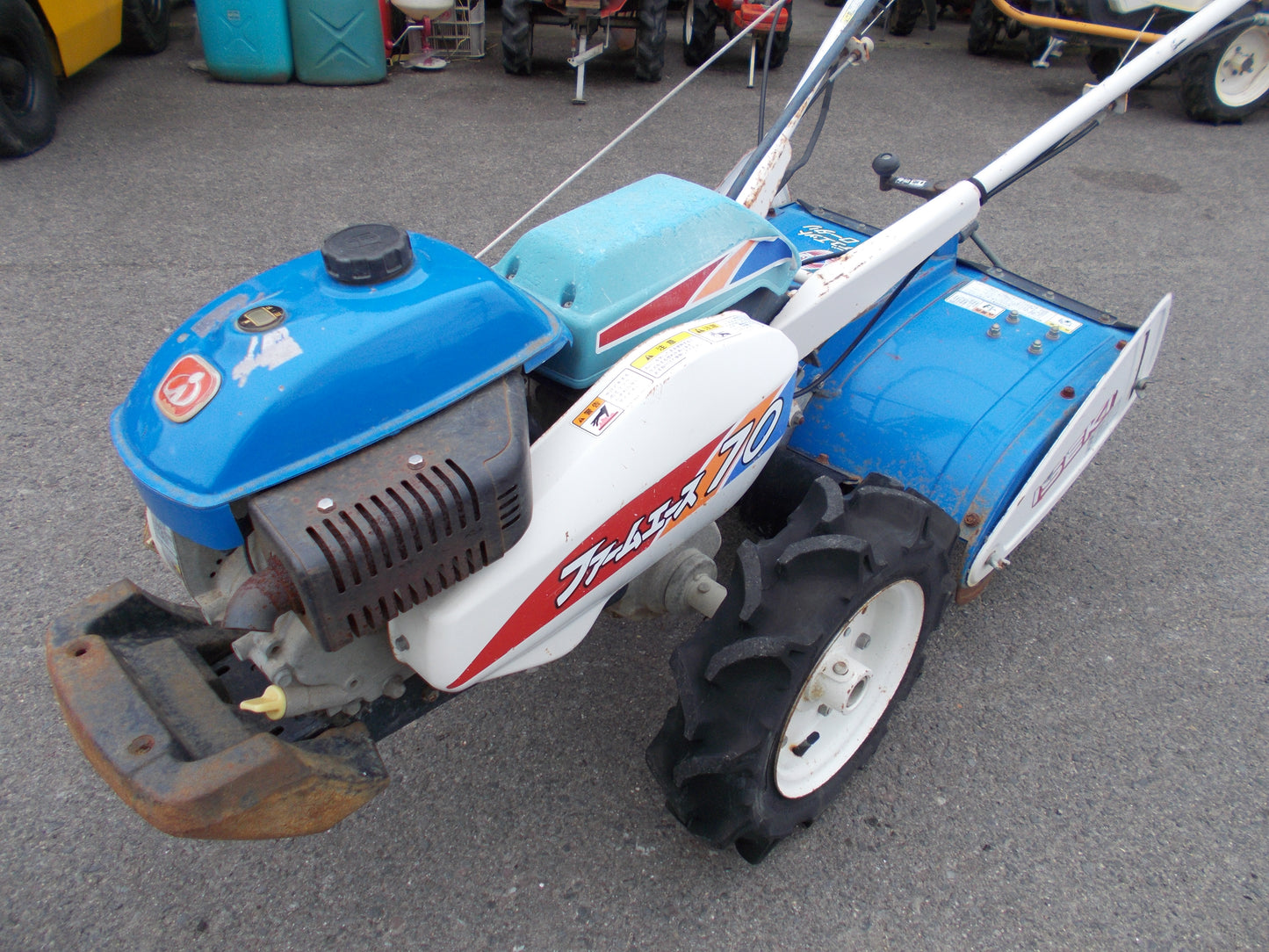 イセキ　中古　耕耘機　KVR70-HX