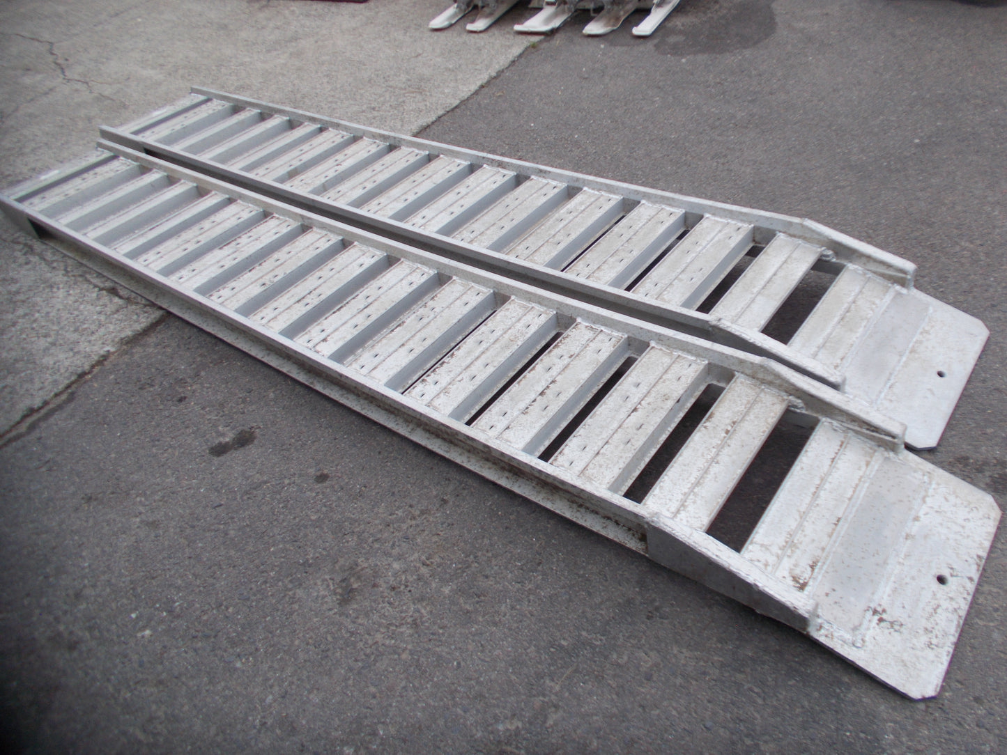 昭和　中古　アルミブリッジ　SBAG　2T