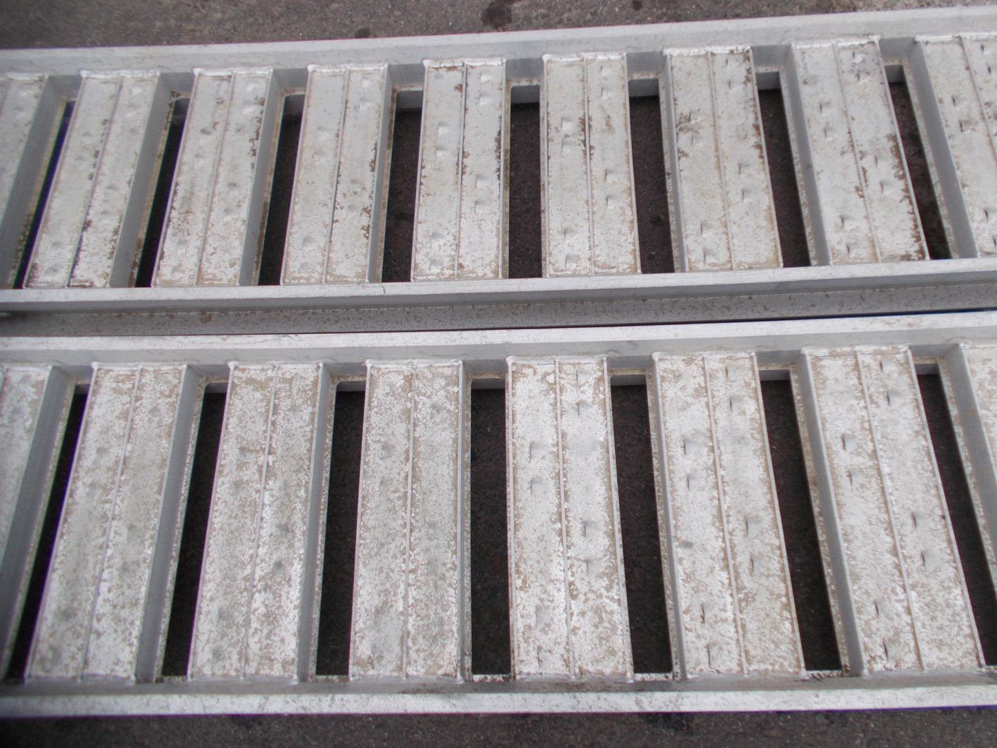 昭和　中古　アルミブリッジ　SBAG　2T