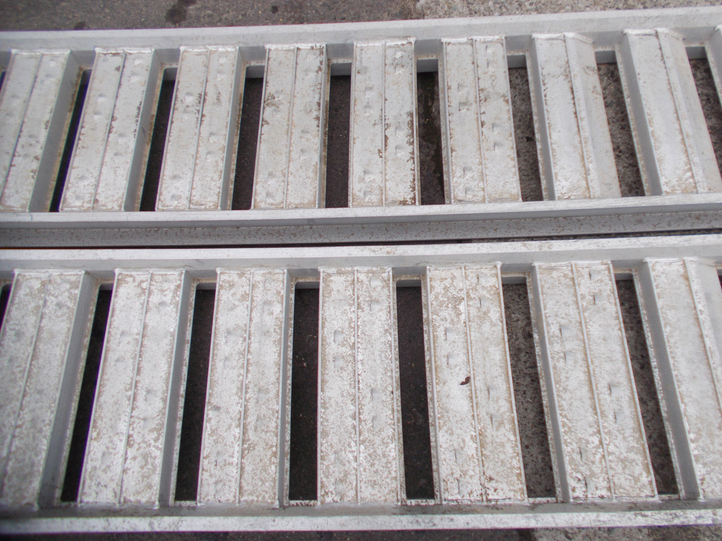 昭和　中古　アルミブリッジ　SBAG　2T