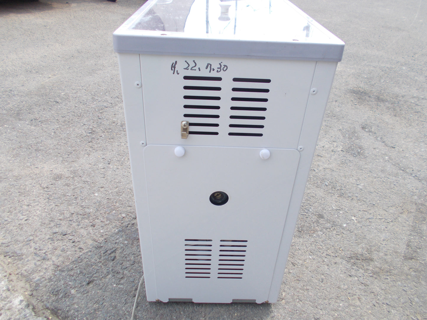 カンリウ　中古　精米機　SR305E
