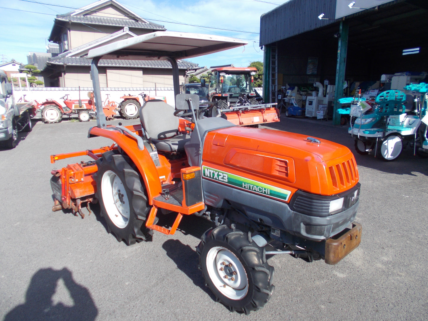 日立　中古　トラクター　NTX23