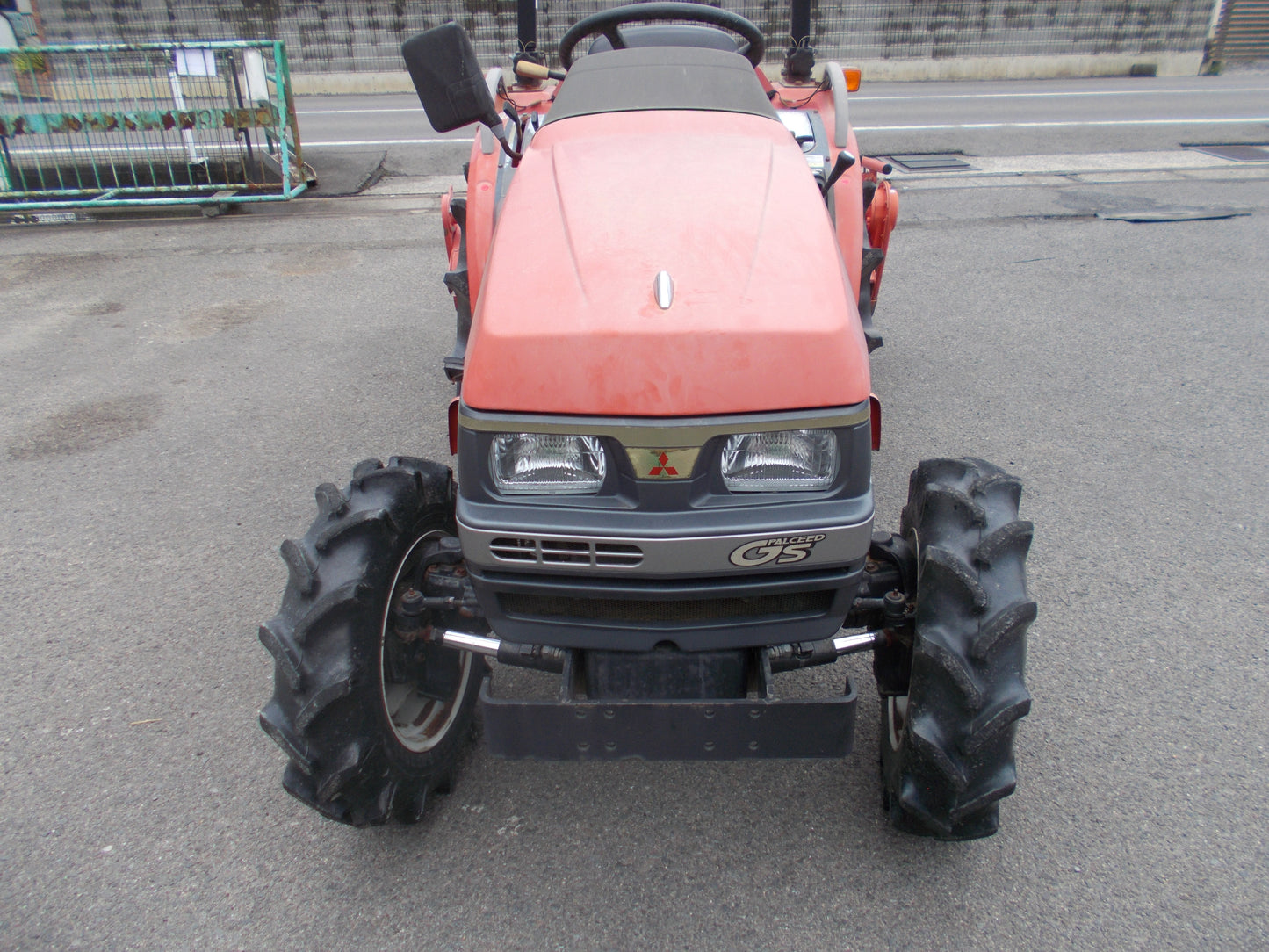 三菱　中古　トラクター　MT-241