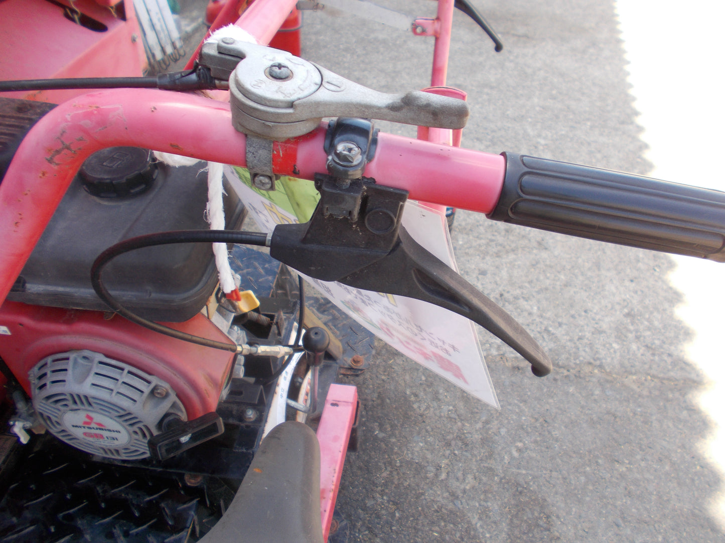 デリカ　中古　自走式マニアスプレッダー　DC156