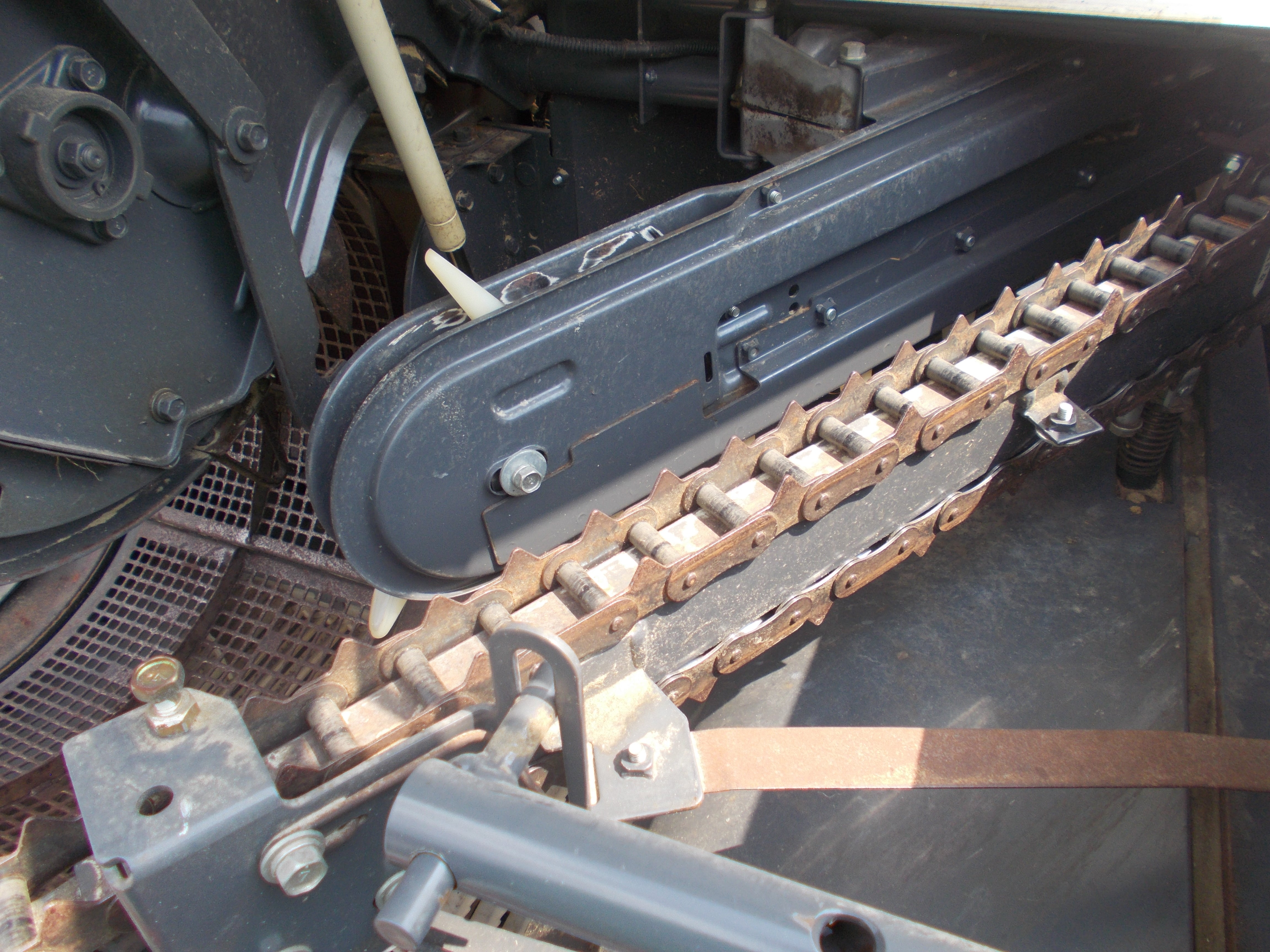 遺品整理　ジャンク クボタ 中古 コンバイン ARN216 – 農キング