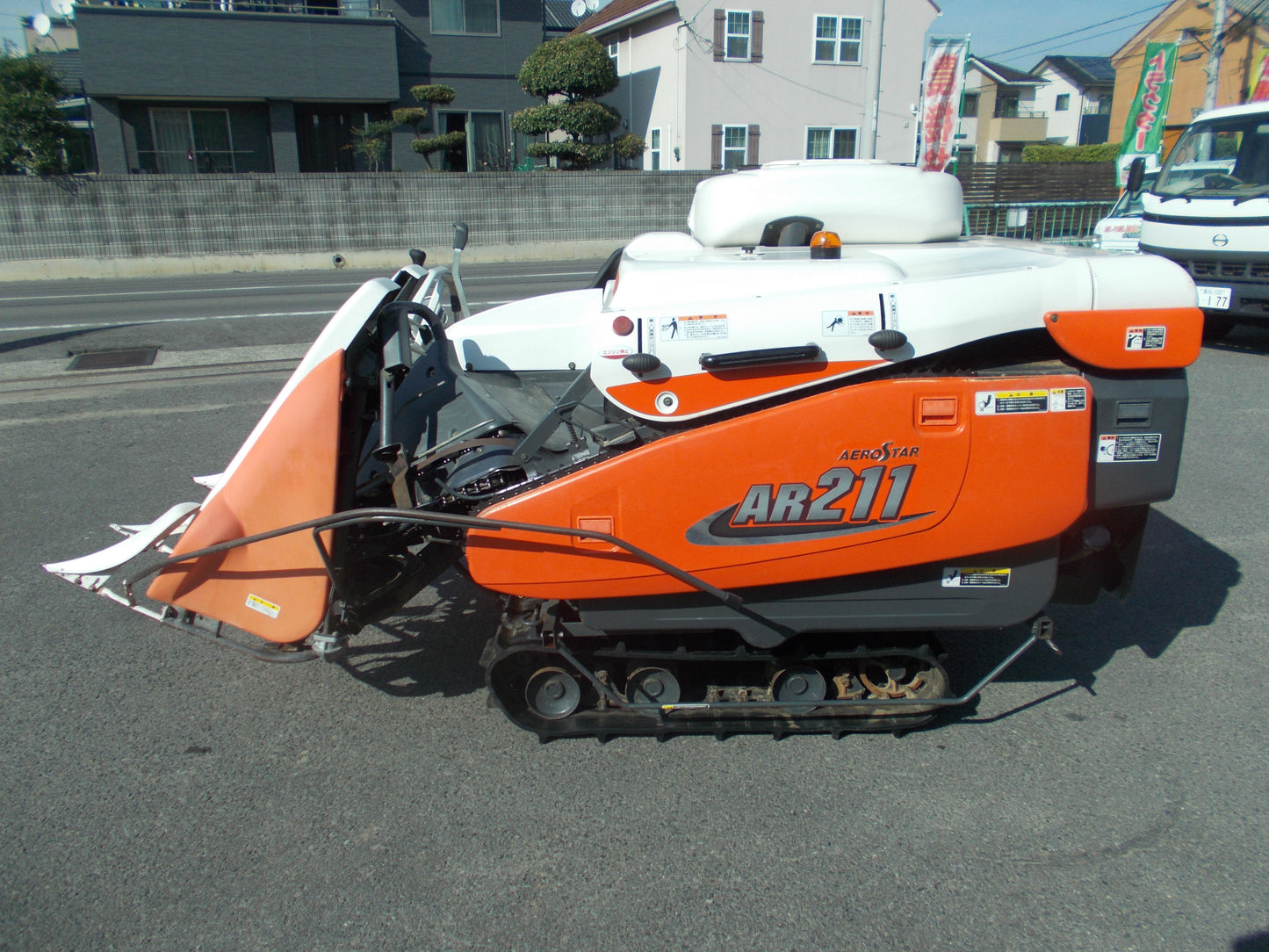 クボタ　中古　コンバイン　AR211W