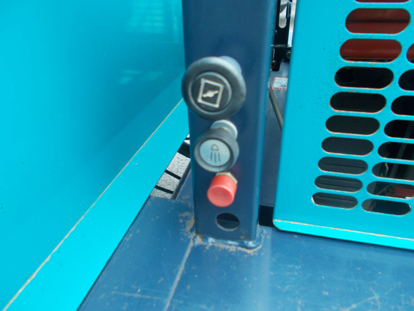 ウインブルヤマグチ　中古　運搬車　M3－60