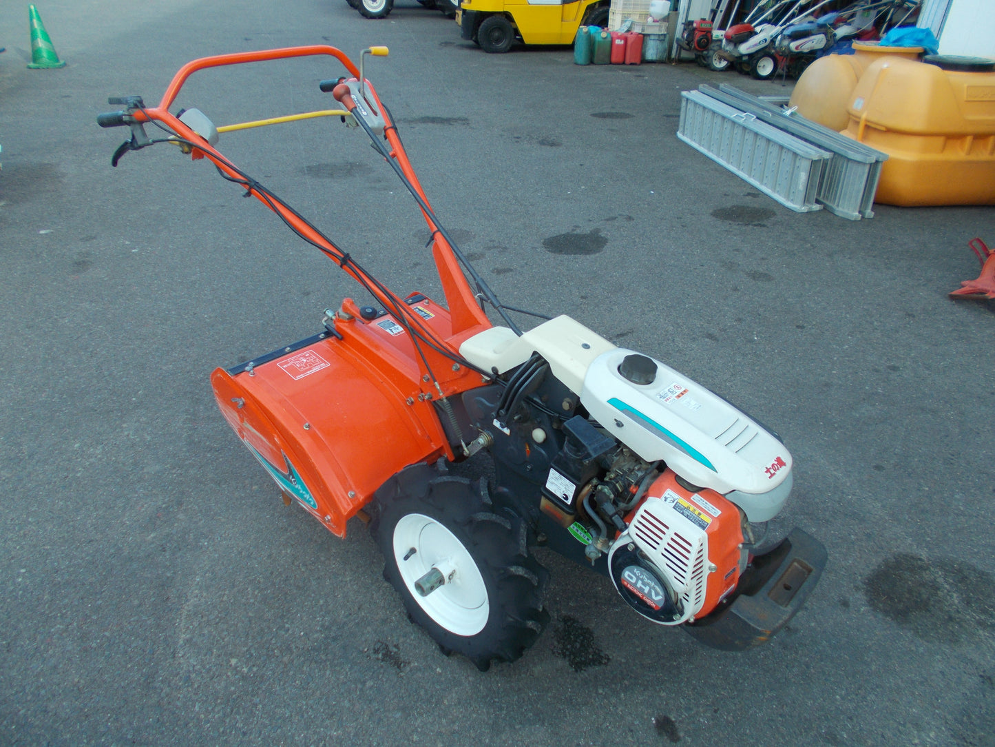 クボタ　中古　耕耘機　TR90
