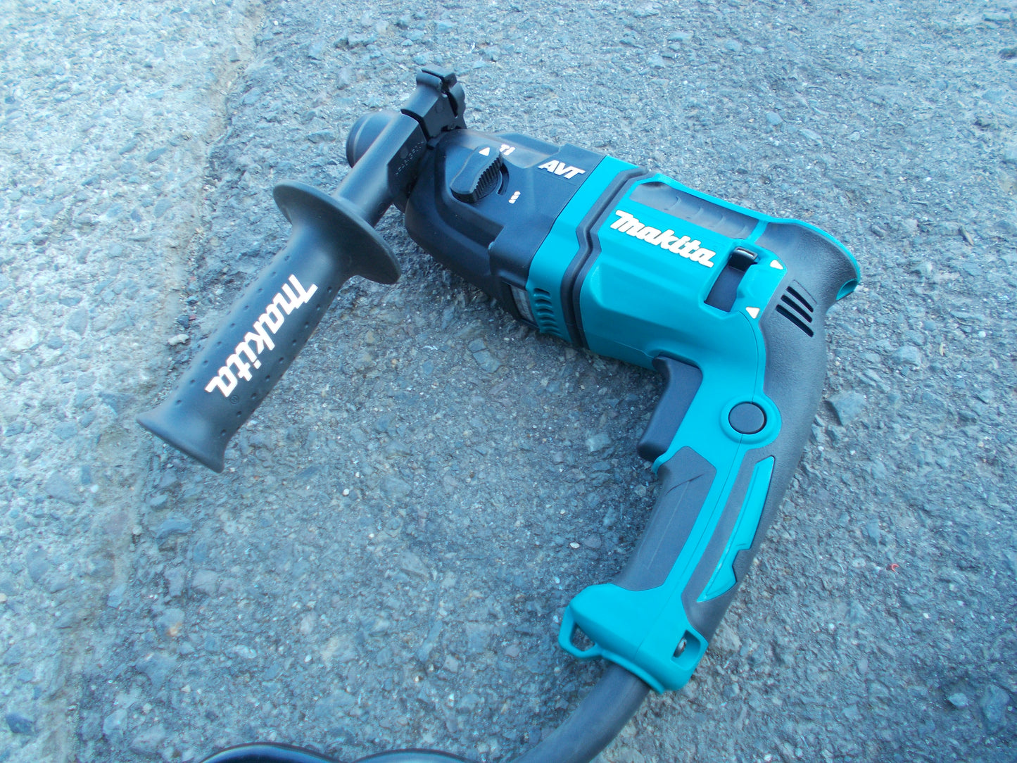 マキタ　中古　ハンマドリル　HR1841F