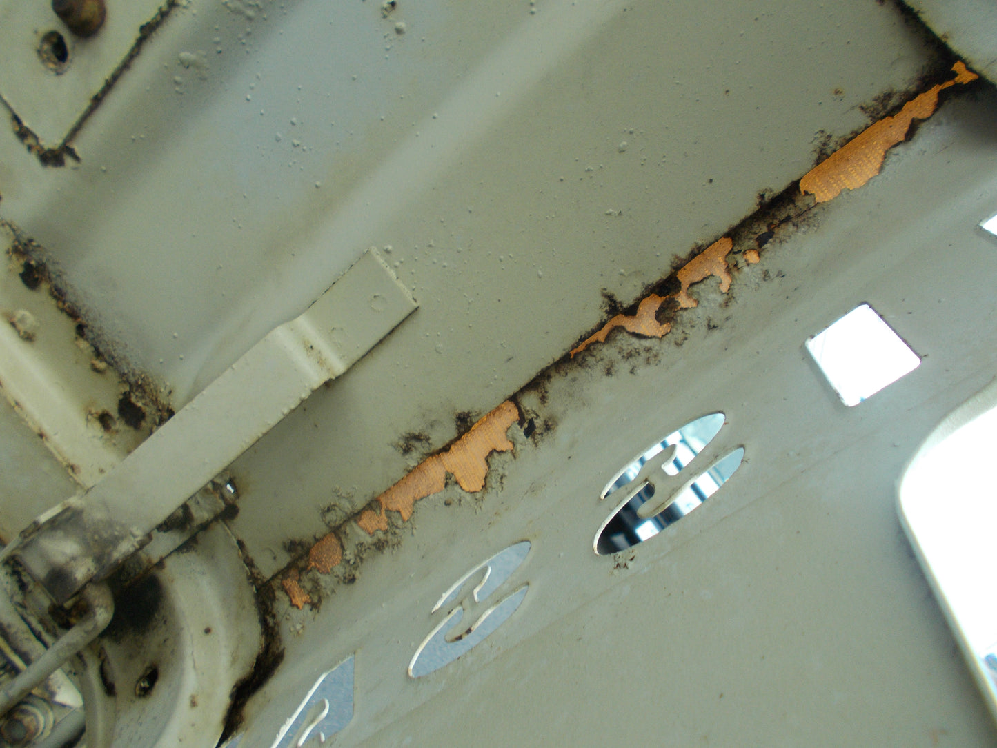 日産　中古　フォークリフト　NF01