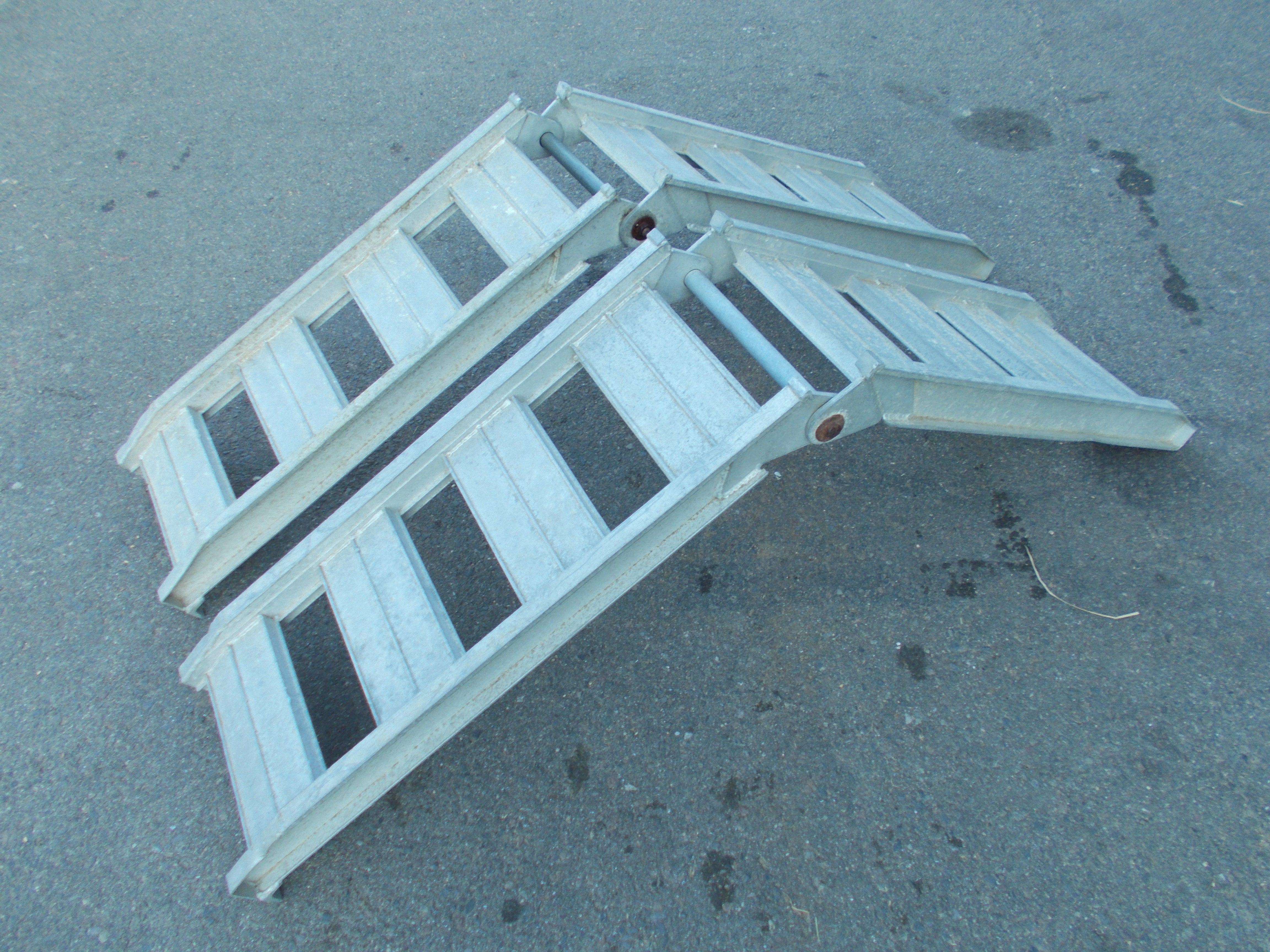 昭和 中古 アルミブリッジ 1.8m 耐荷重不明 – 農キング