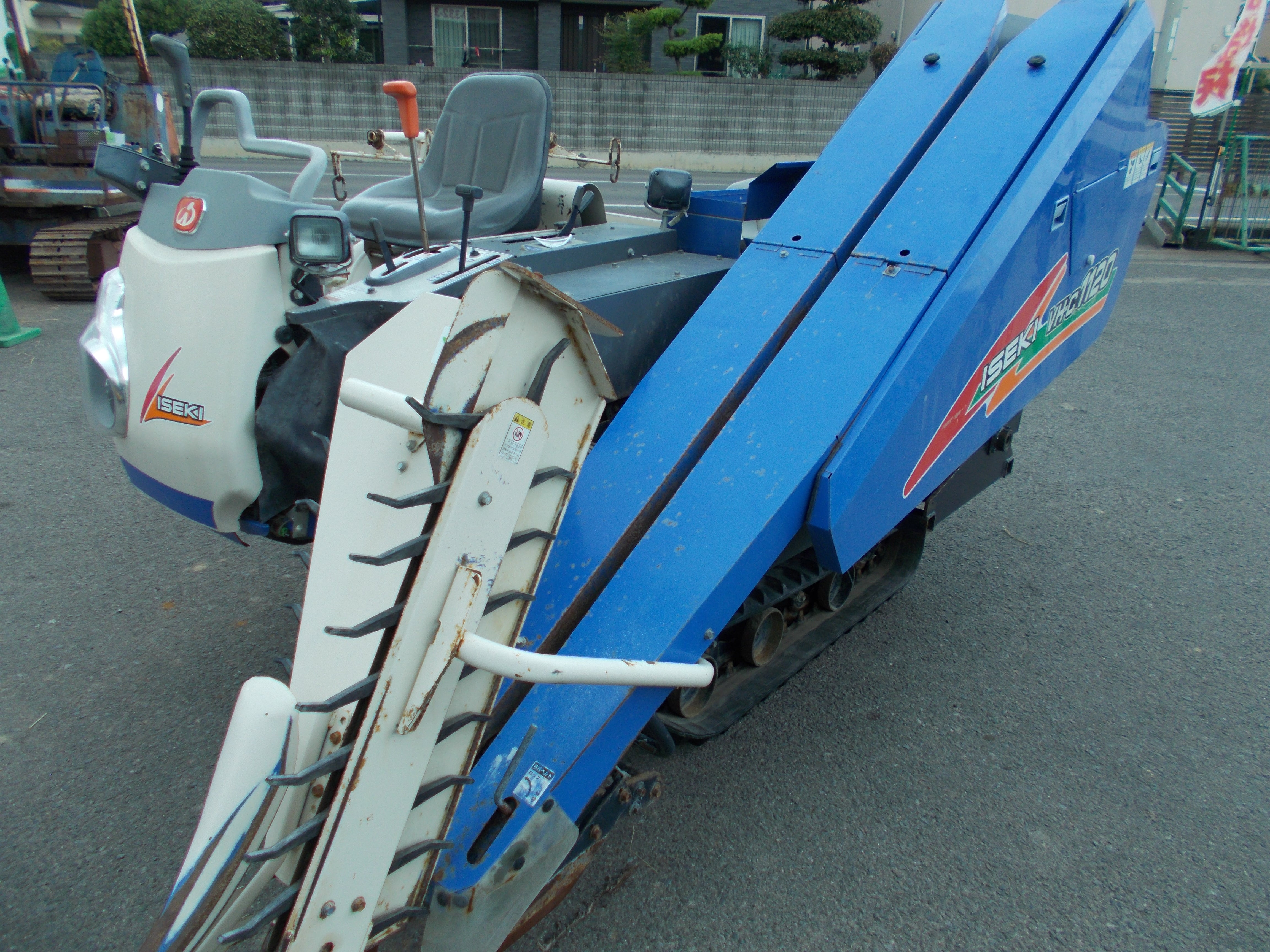 イセキ 中古 人参収穫機 VHC1120-RF – 農キング