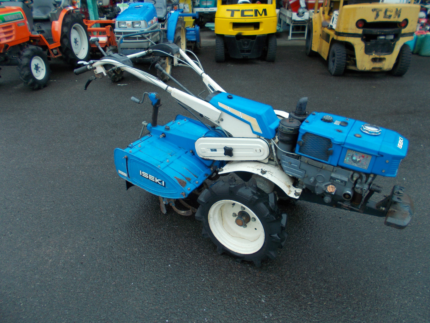 イセキ　中古　耕耘機　KVC60D