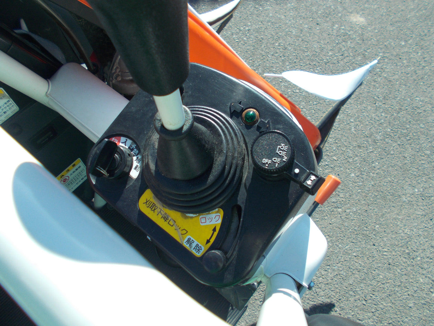 クボタ　中古　コンバイン　ER213NG