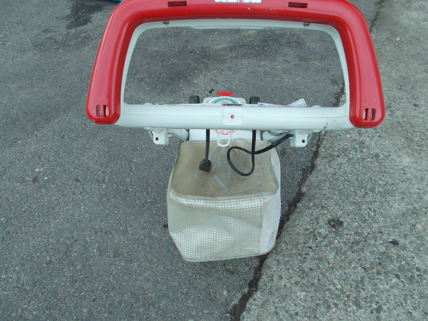 セフティ3　中古　芝刈り機　SLC-200CR