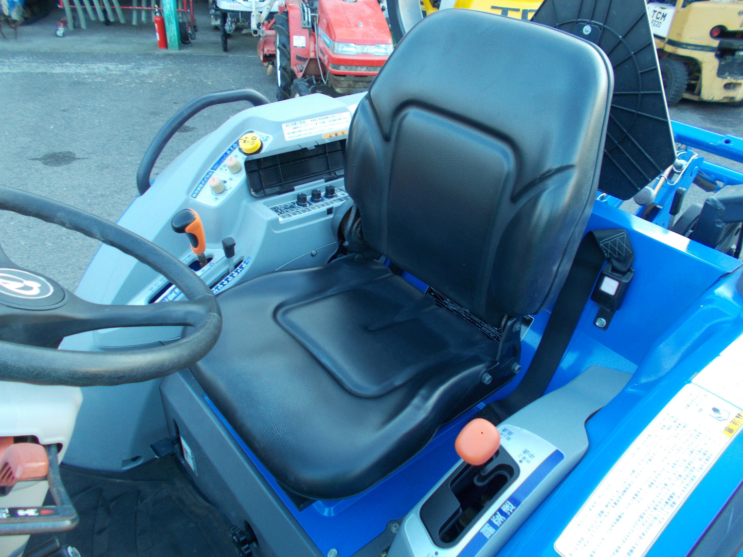 イセキ　中古　トラクター　NTA25-SGQ