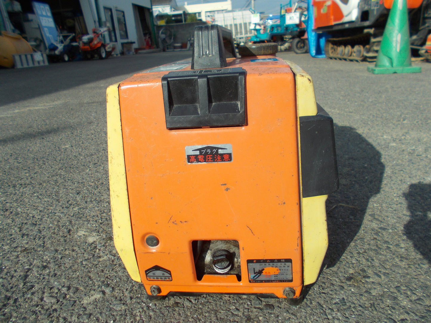 デンヨー　中古　発電機　GE500