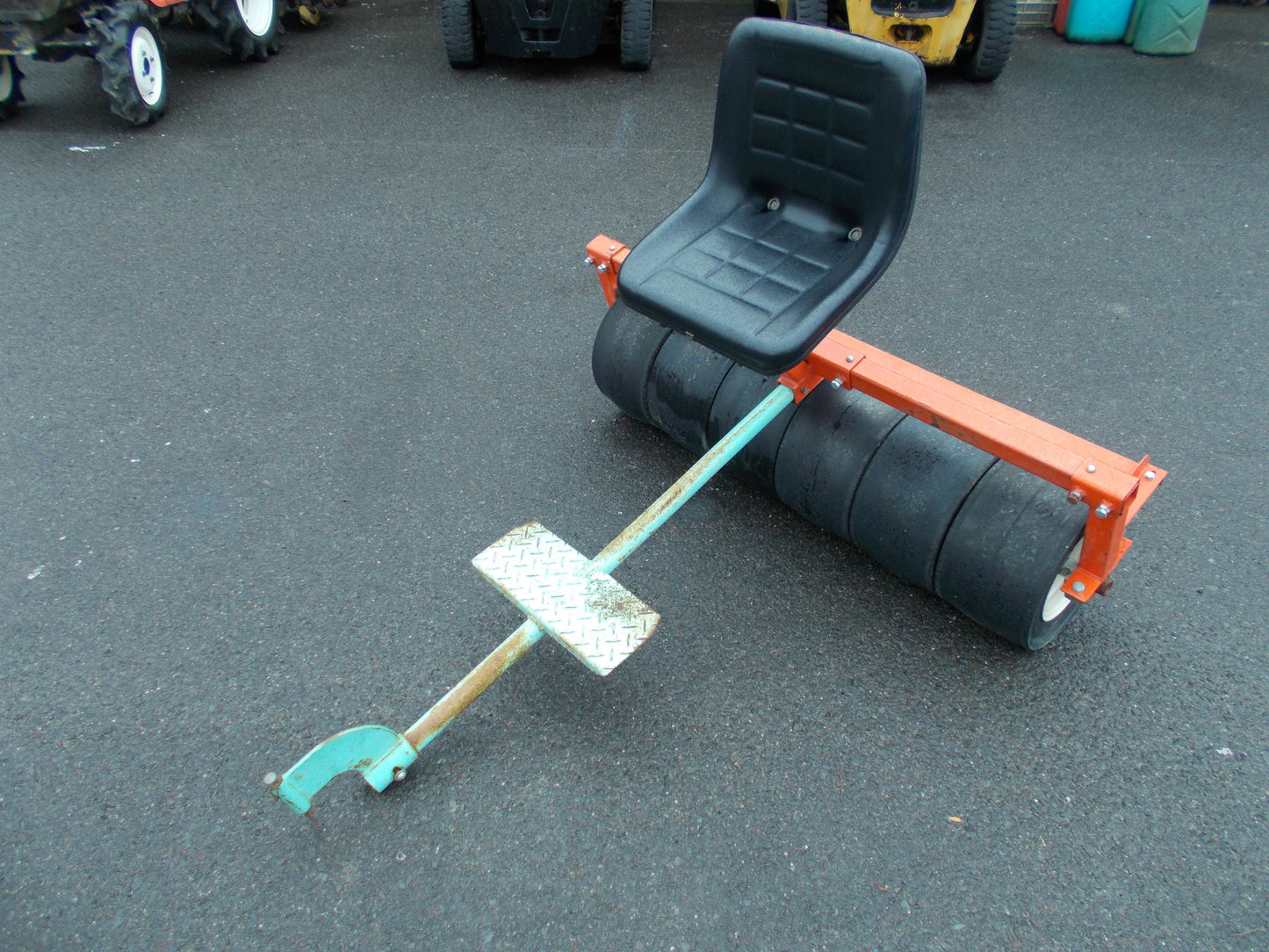 不明　中古　麦踏ローラー　不明