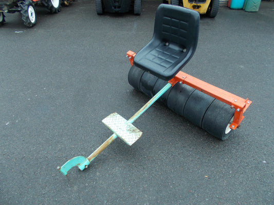 不明　中古　麦踏ローラー　不明