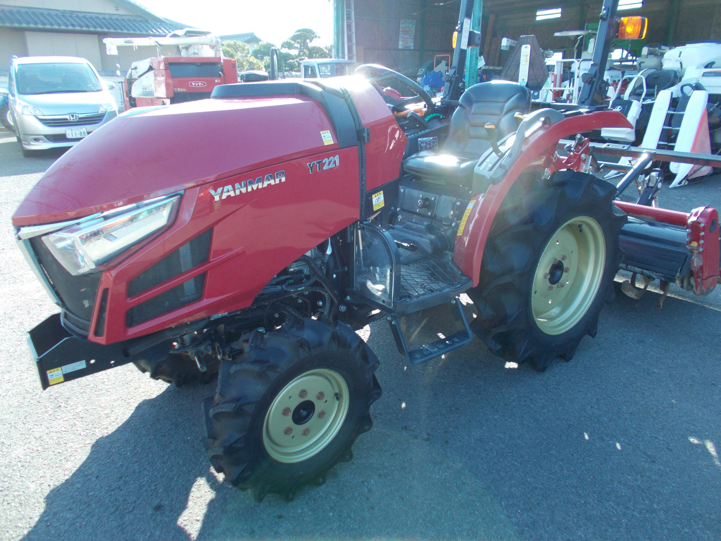 ヤンマー　中古　トラクター　YT221