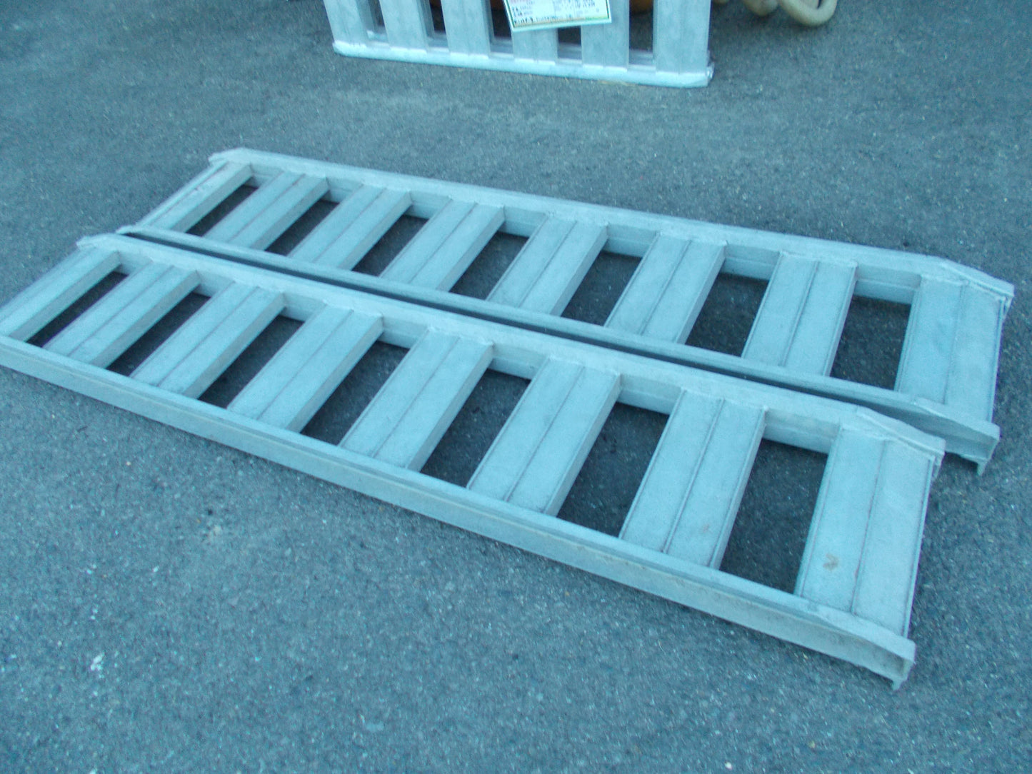 メーカー不明　中古　アルミブリッジ