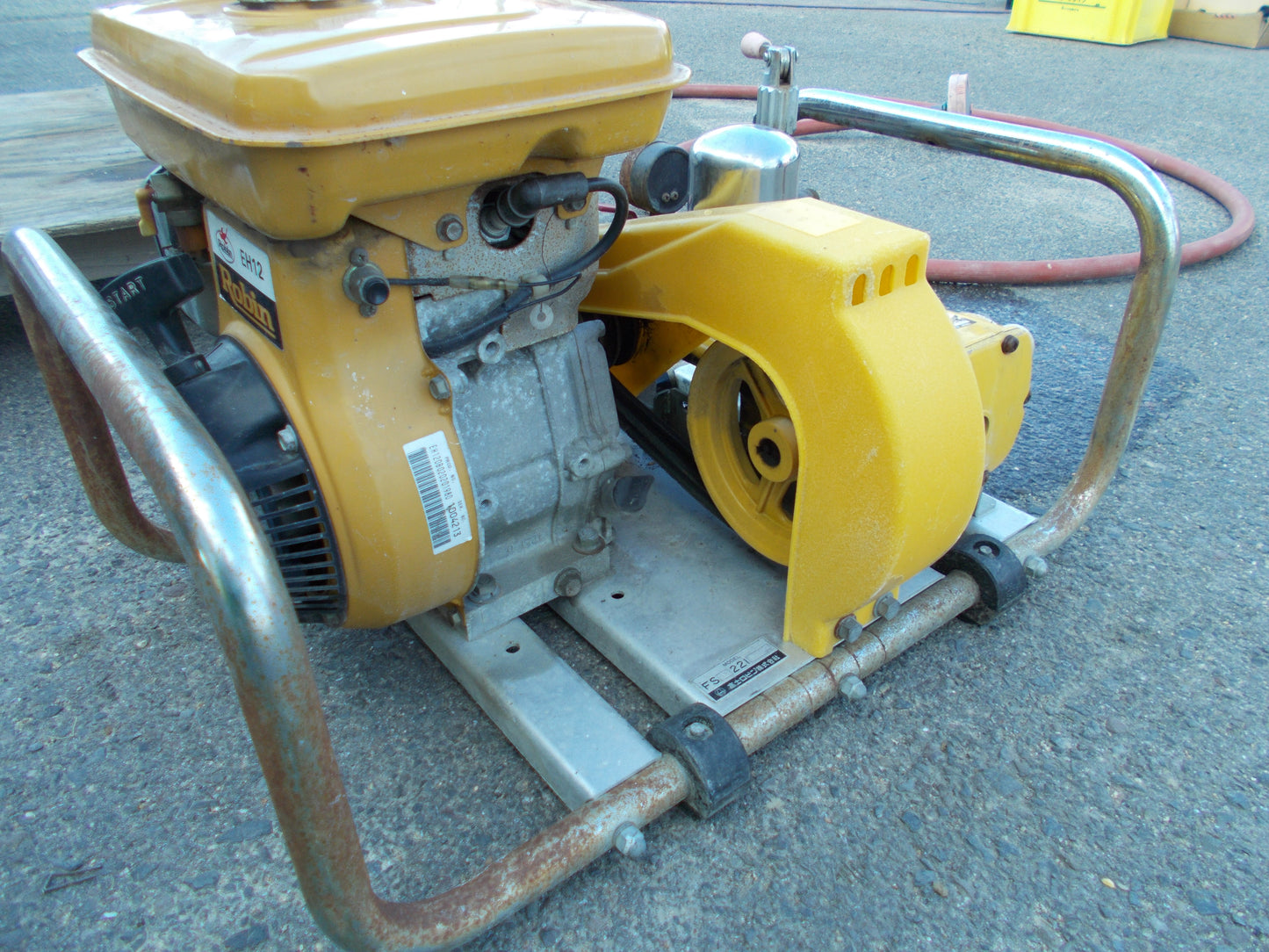 ロビン　中古　セット動噴　FS221