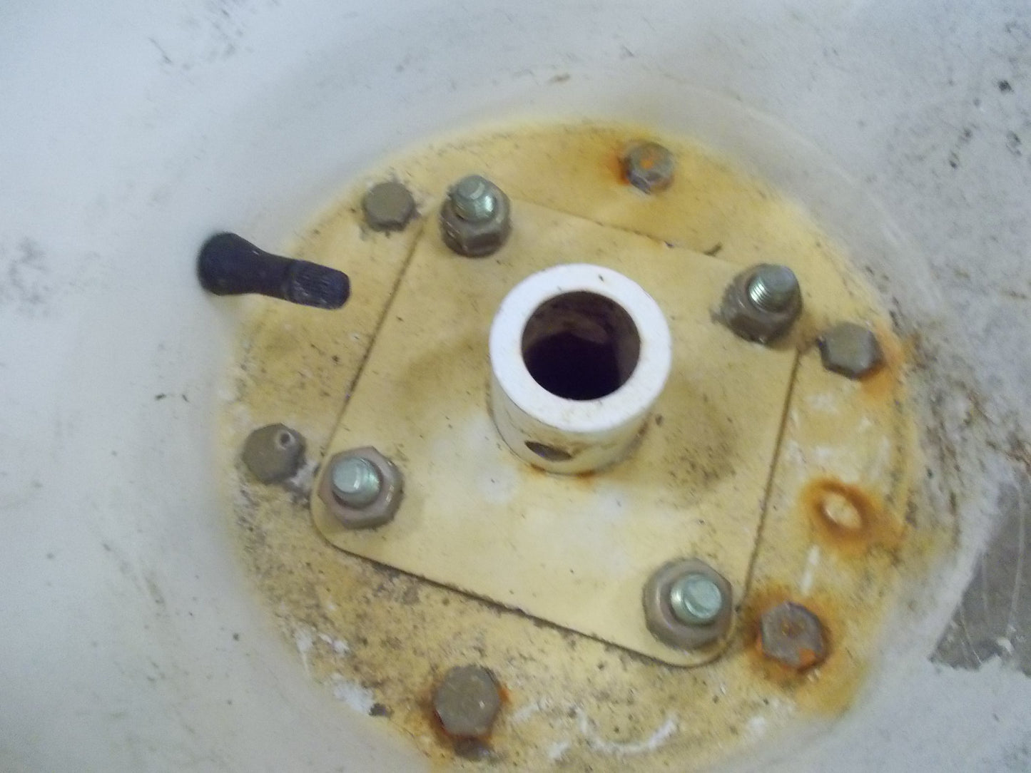 オーツタイヤ　中古　バインダー用タイヤ　17-8