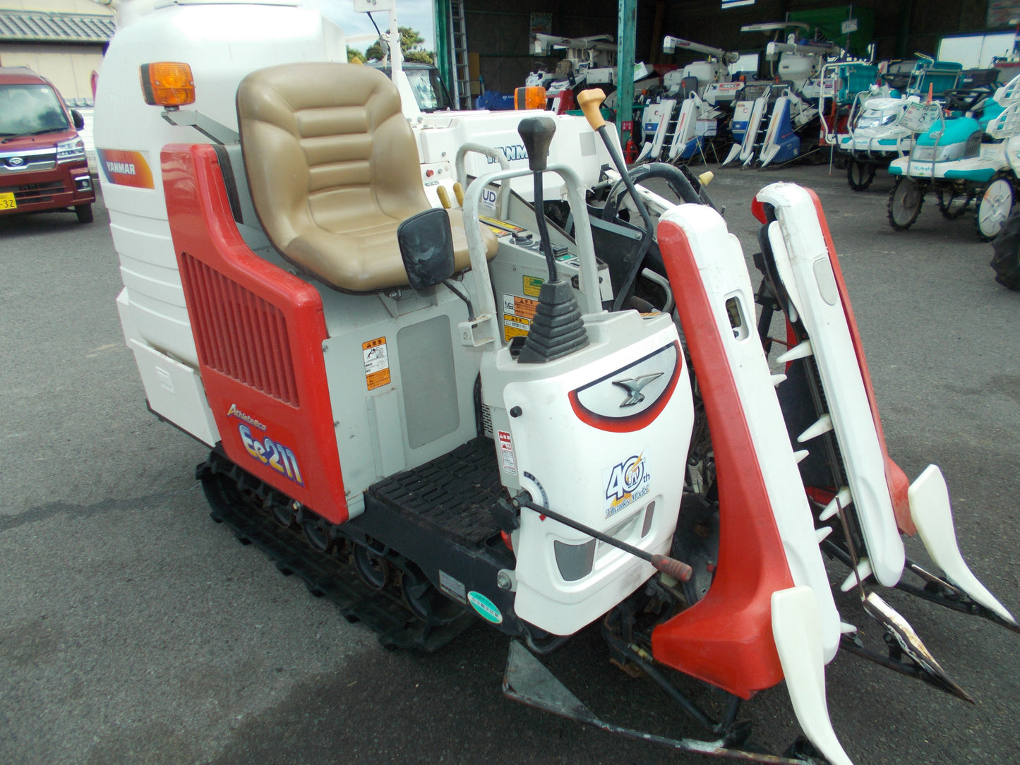 ヤンマー　中古　コンバイン　Ee-211