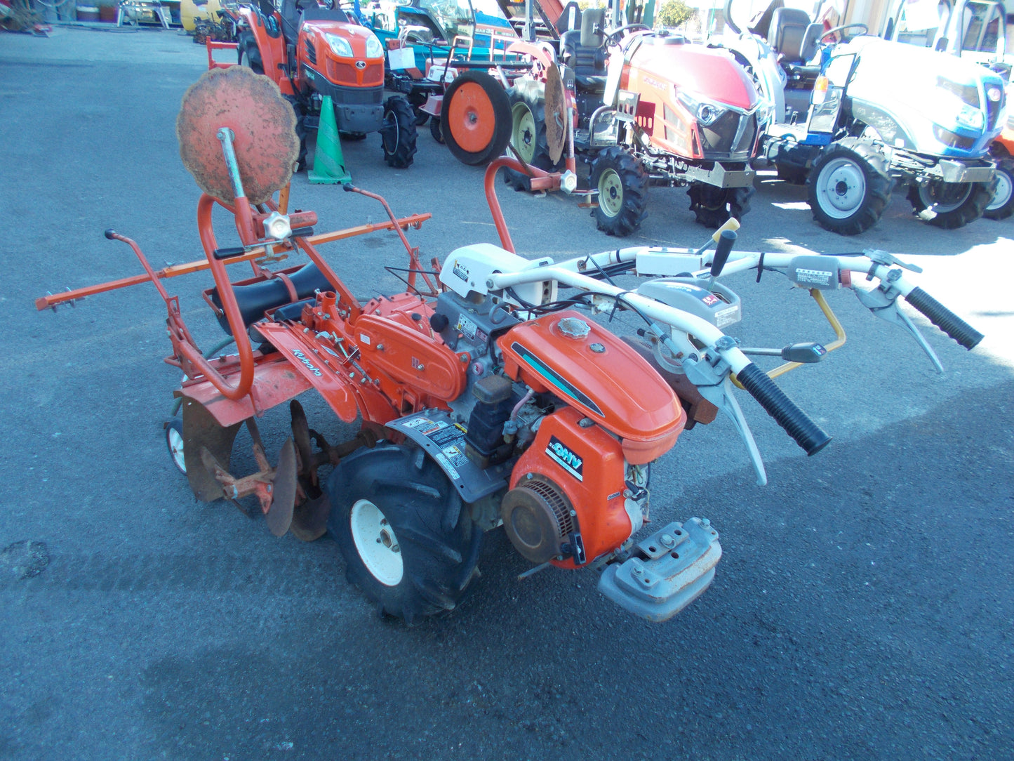 クボタ　中古　耕耘機　TA12