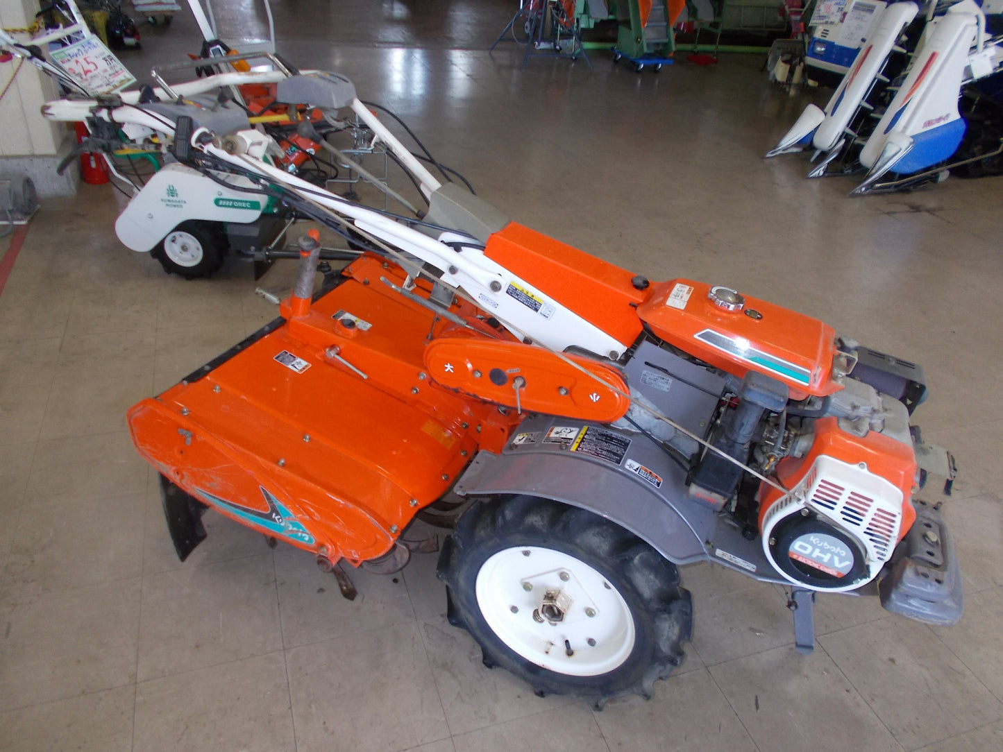 クボタ　中古　耕耘機　TG800