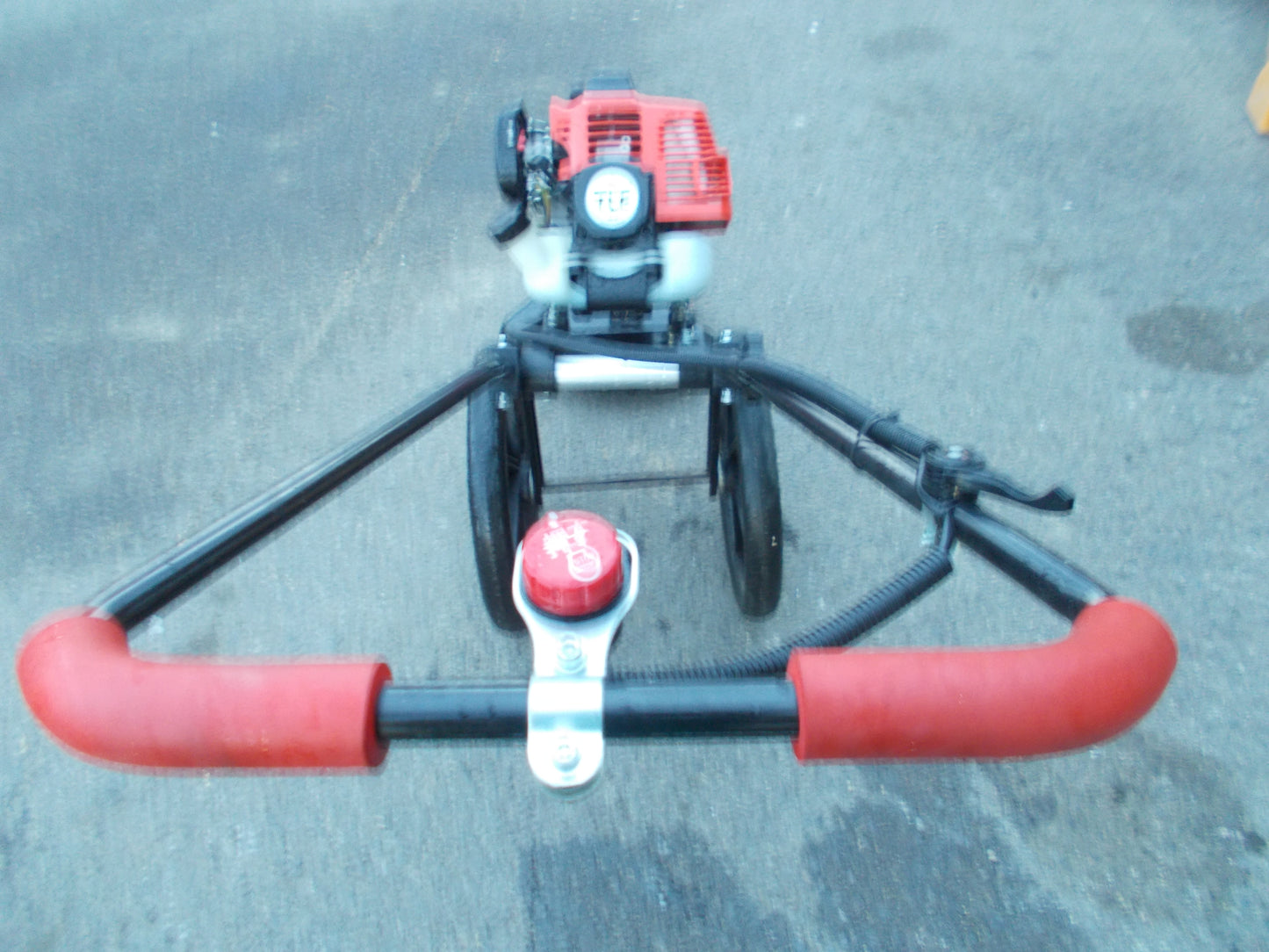 三菱　中古　手押し草刈り機　TLE33