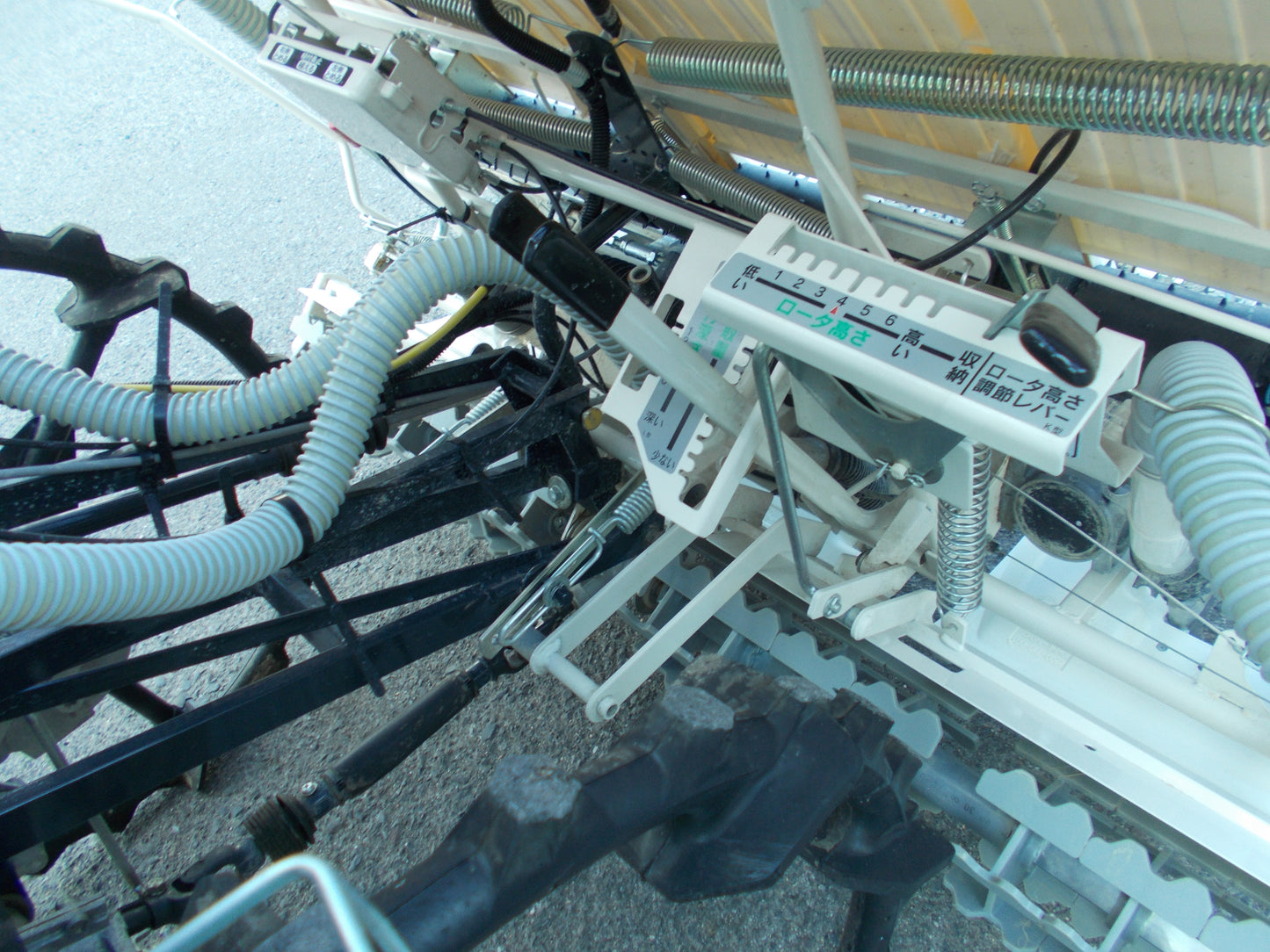 ヤンマー　中古　田植機　YR4SーKZF