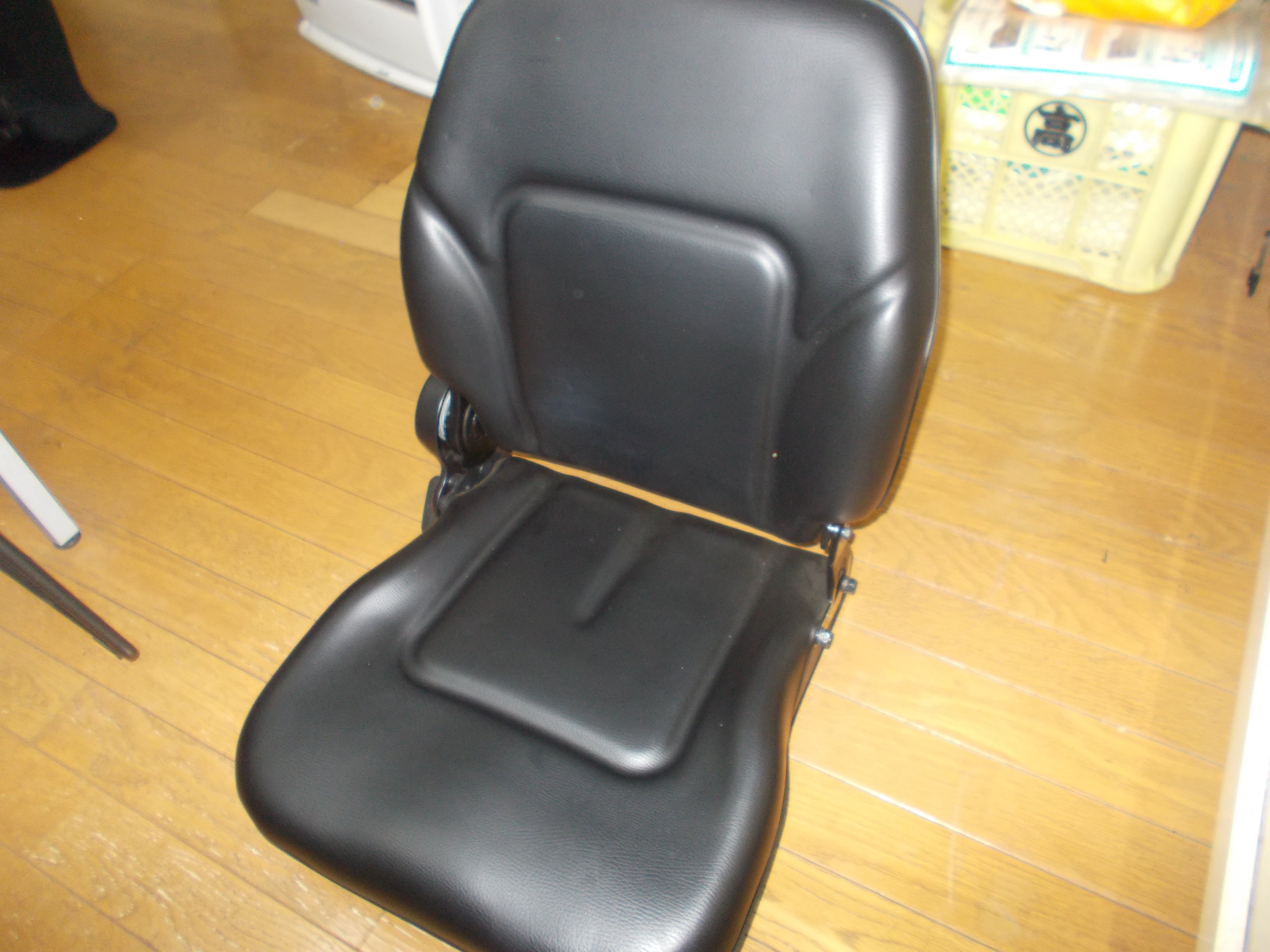 イセキ トラクター用シート – 農キング