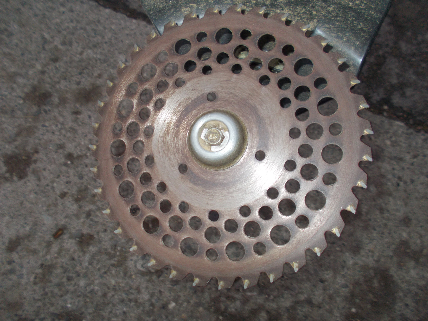 ゼノア　中古　草刈機　BC-2020