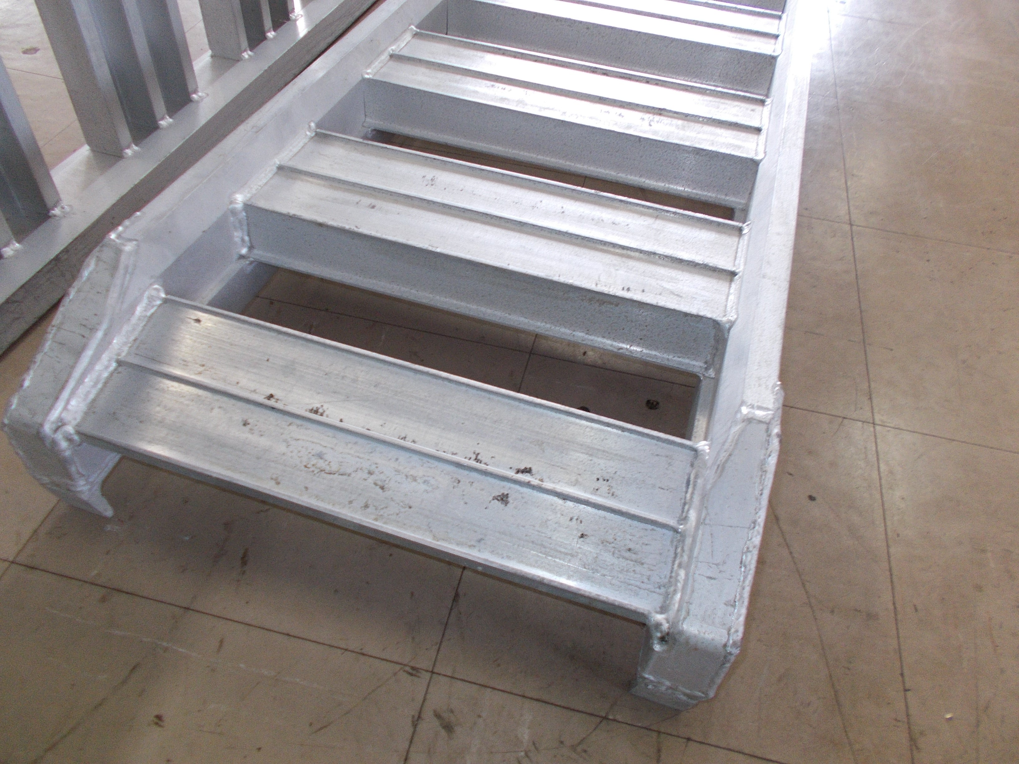 長谷川工業 不明 アルミブリッジ 3m 2本組【野田愛宕店】【店頭取引