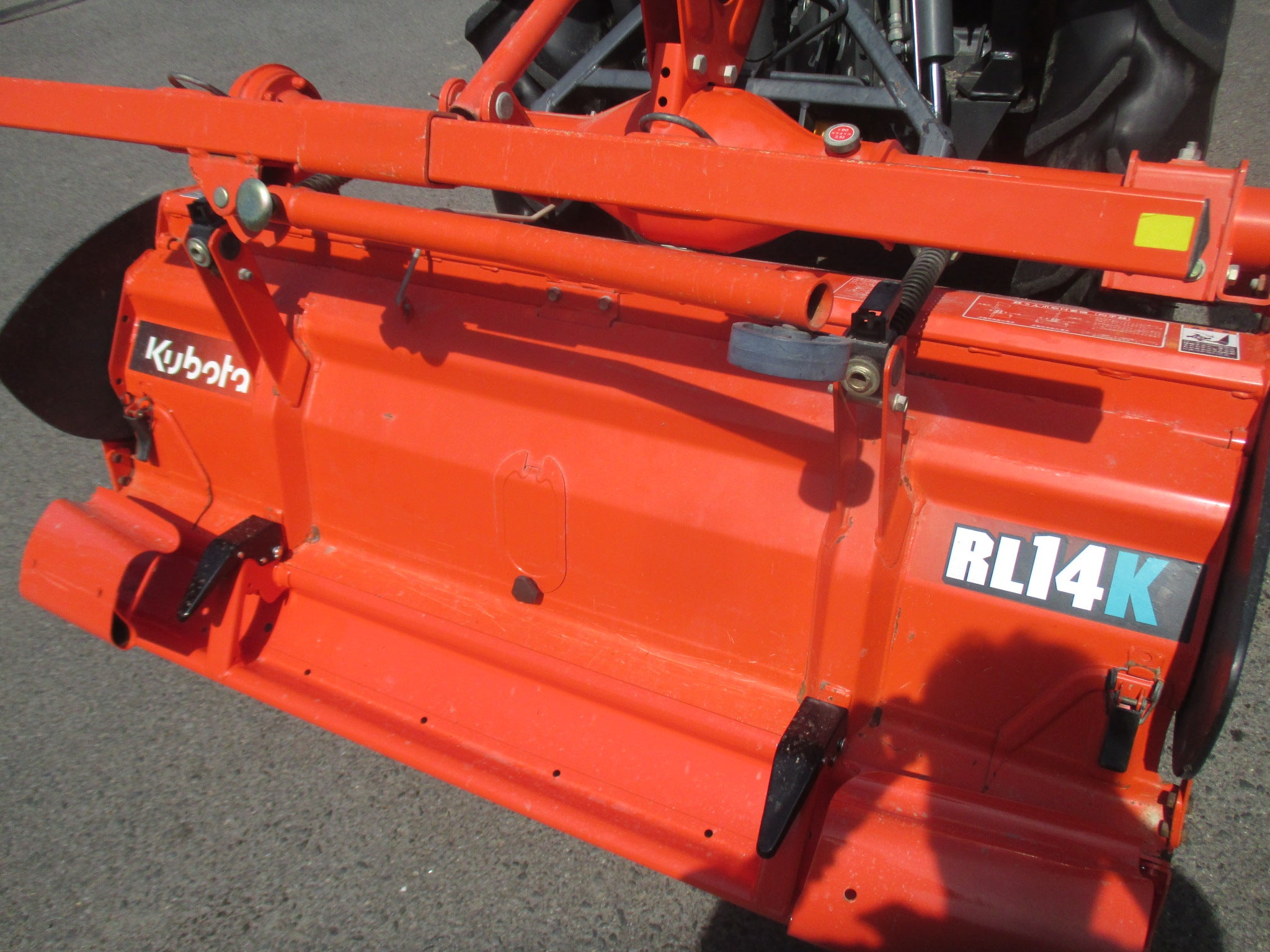 KUNGWEL コンパクトトラクター KL23 クボタ トラクター KL23 - 株式会社三郷トレーディング(販売サイト)