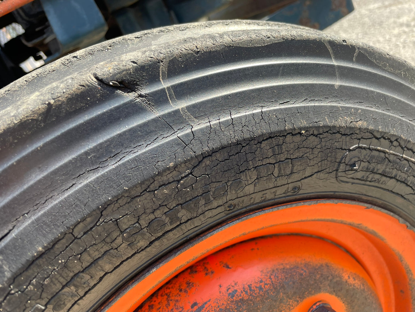 クボタ　中古　トラクター　18馬力　2WD　L1801