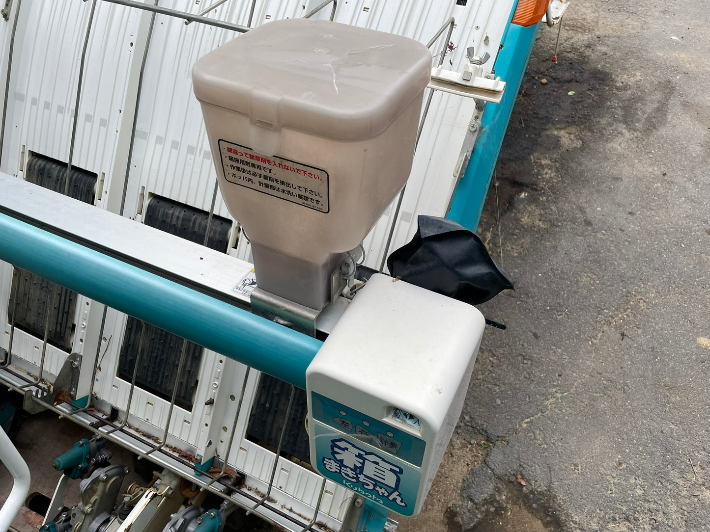 【ジャンク品】クボタ　中古　田植機　6条　EP67