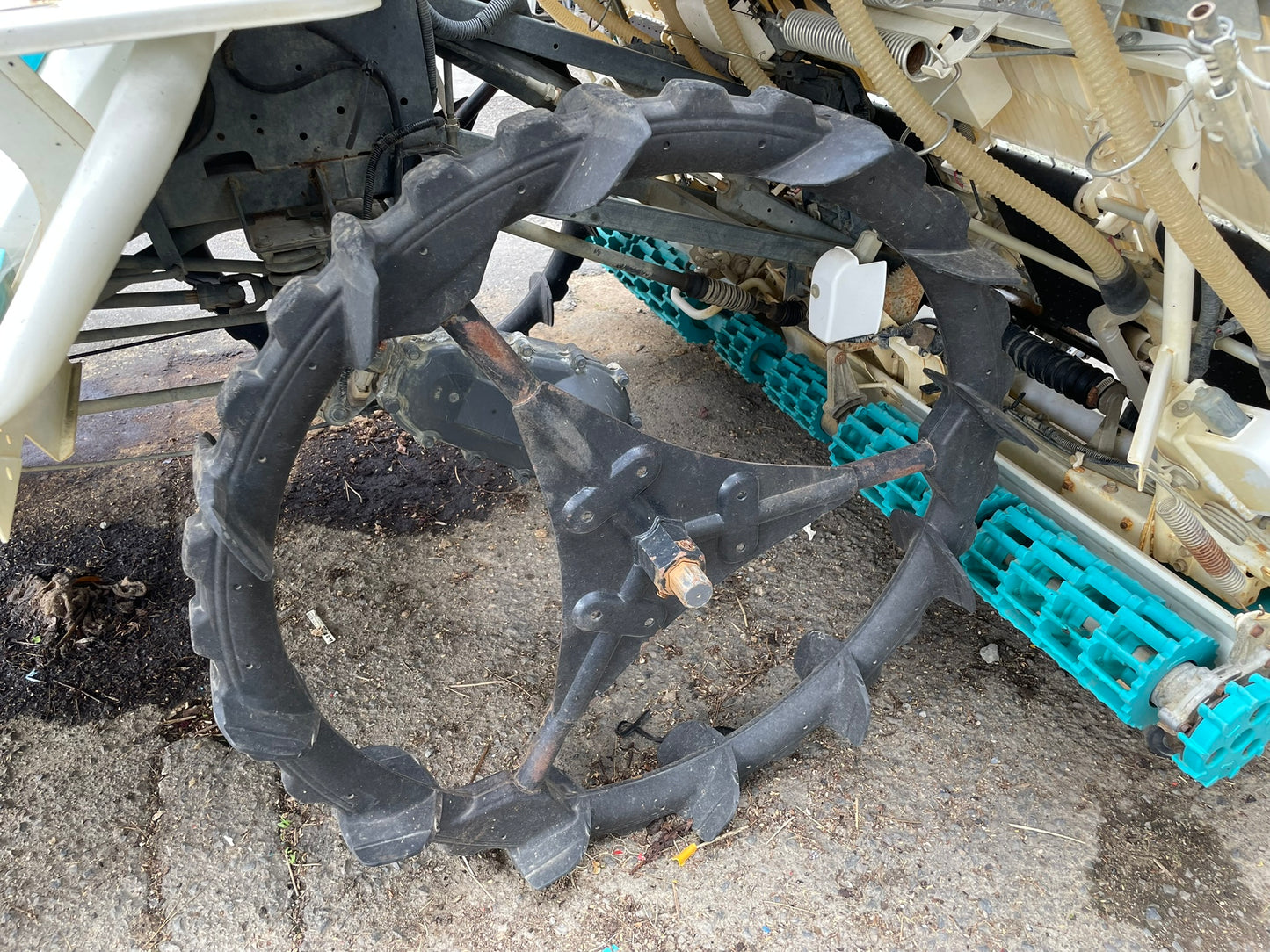 【ジャンク品】クボタ　中古　田植機　6条　EP67