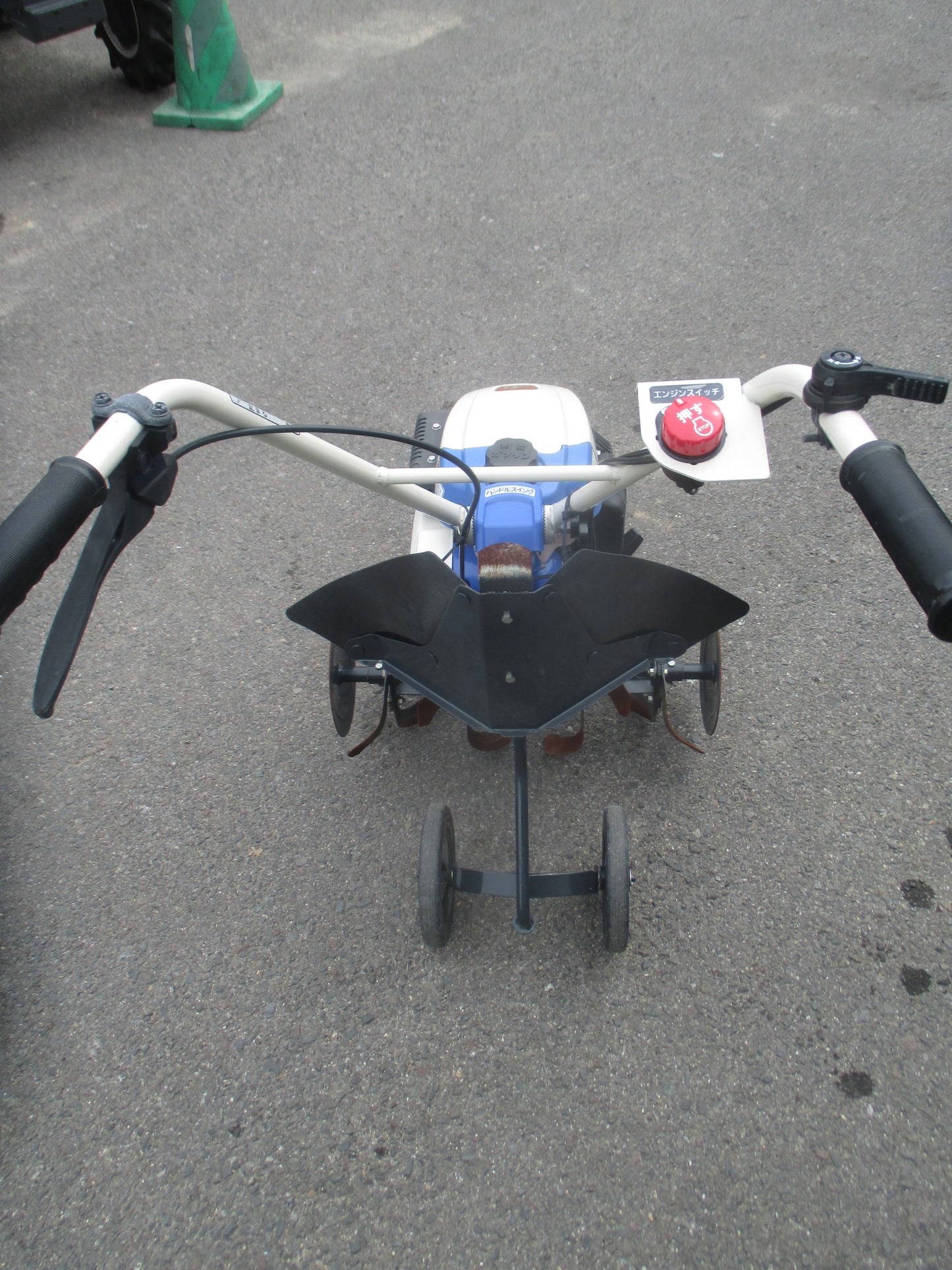 イセキ　中古　管理機　KM27-BDH
