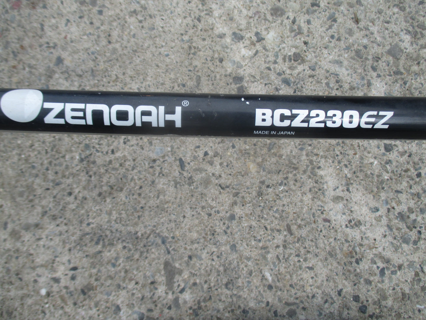 ゼノア　中古　草刈機　BCZ230E2