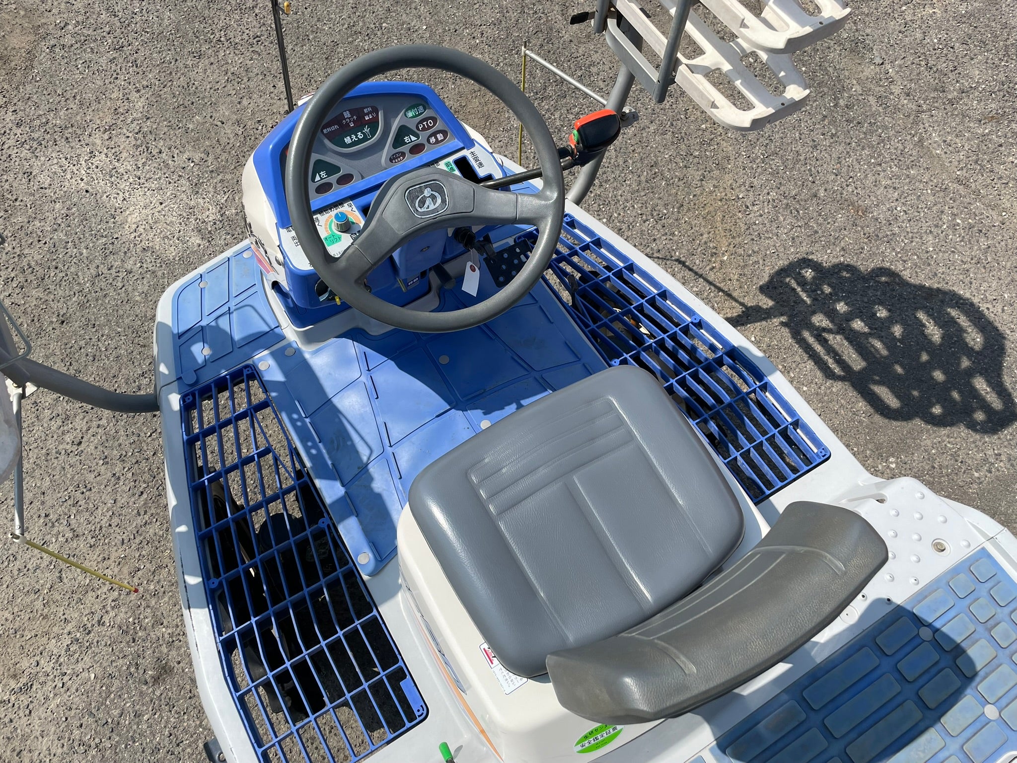 不具合品】イセキ 中古 田植機 6条 PZ60-HGRL – 農キング