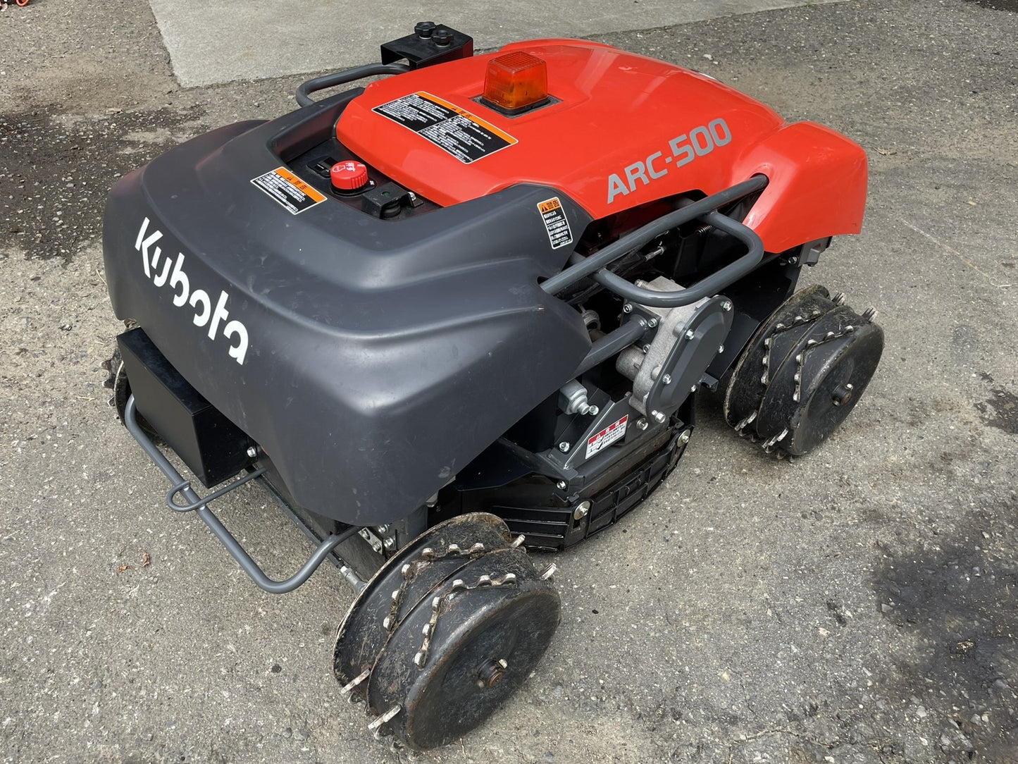 クボタ　中古　ラジコン草刈機　65時間　ARC-500