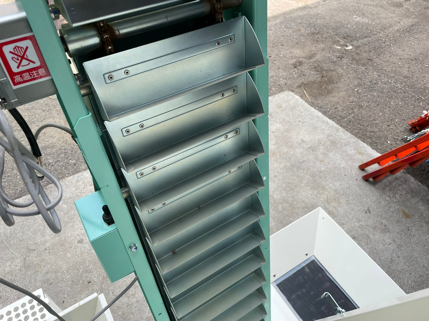 スズテック　中古　土供給機　ミニコン　SCS1800