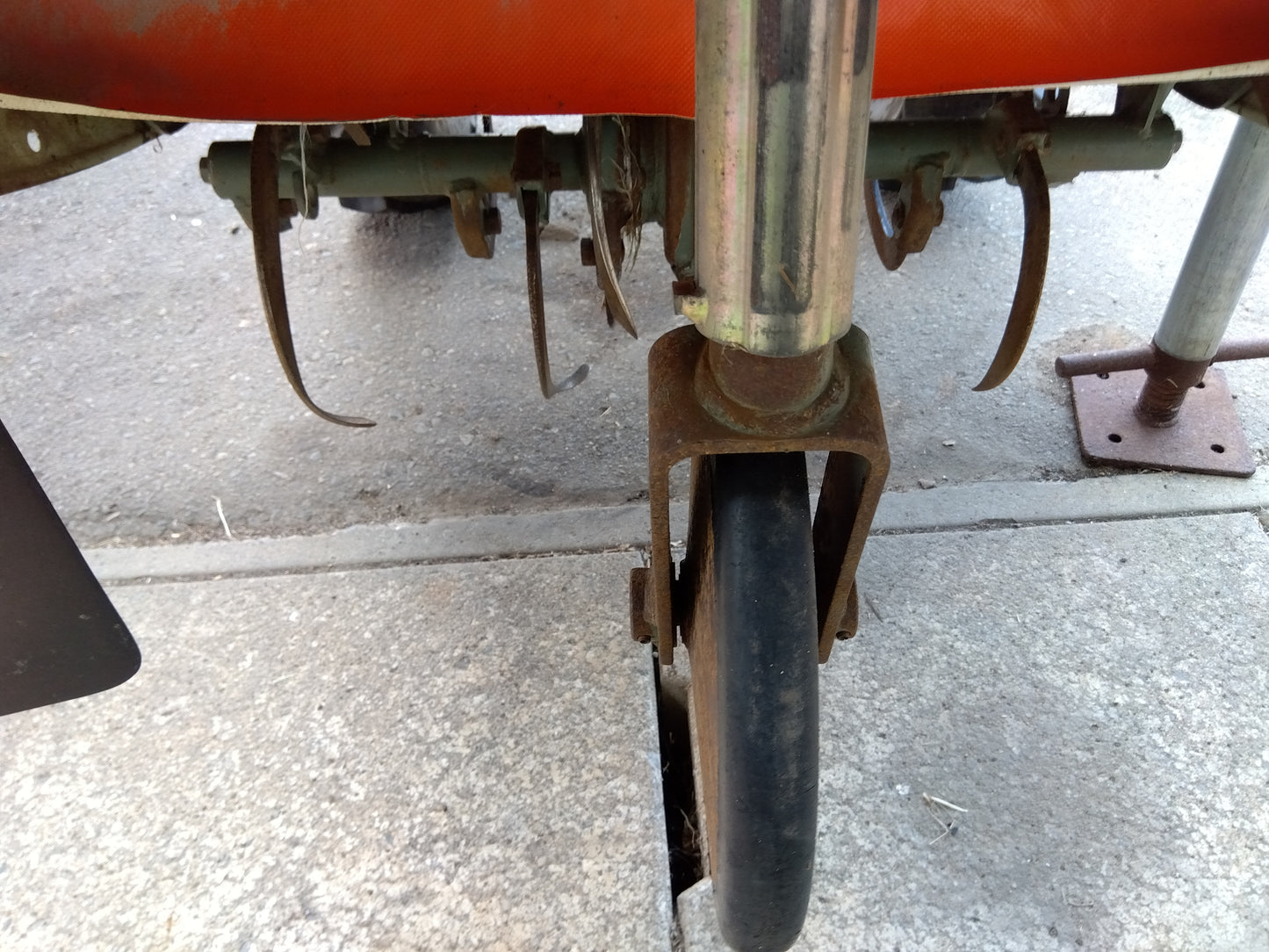 ヤンマー　耕耘機　　YHC700　　　　　　　　　　　「山形店」