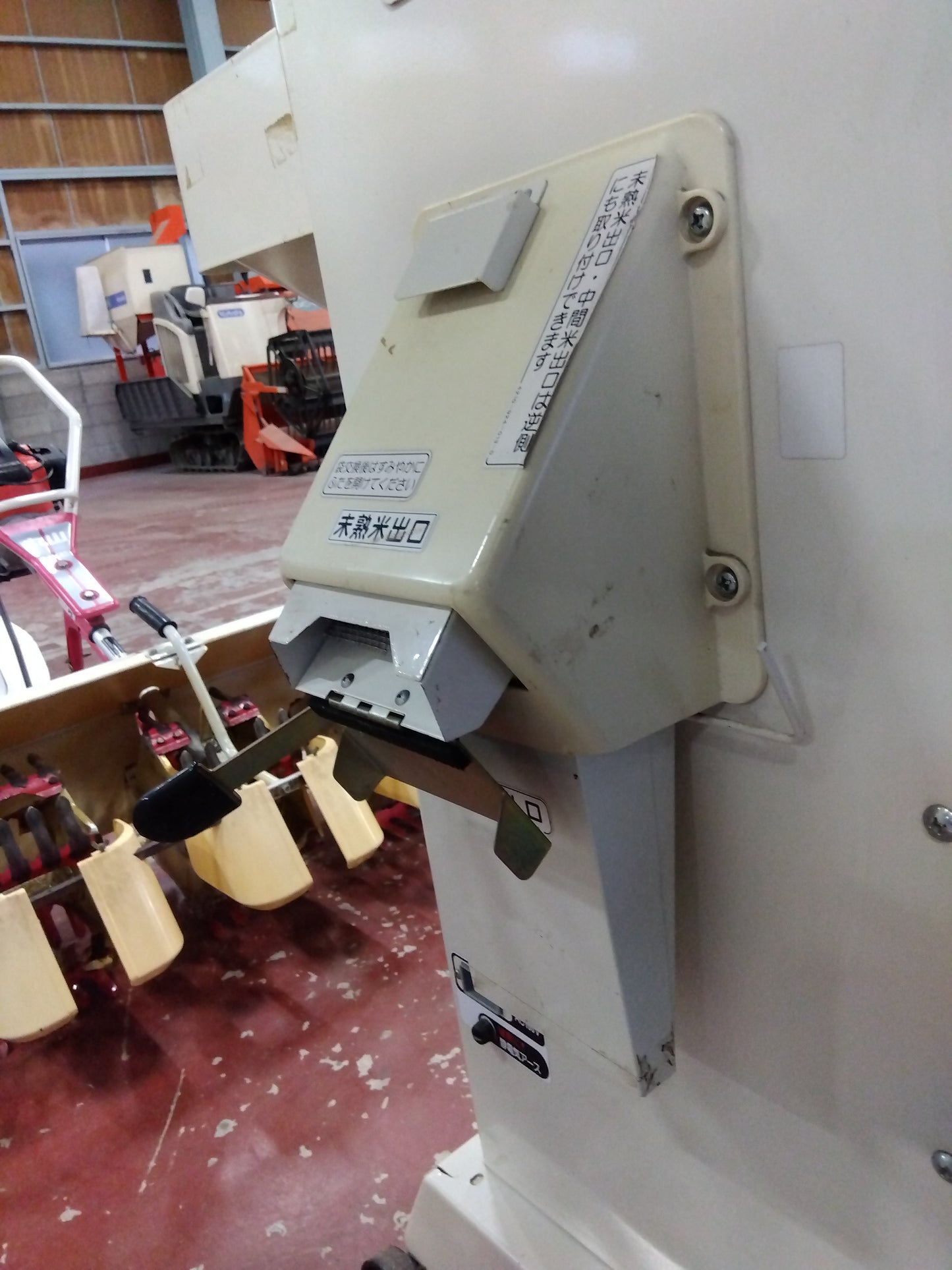 イセキ　中古　選別計量機　LTA-203DVA3