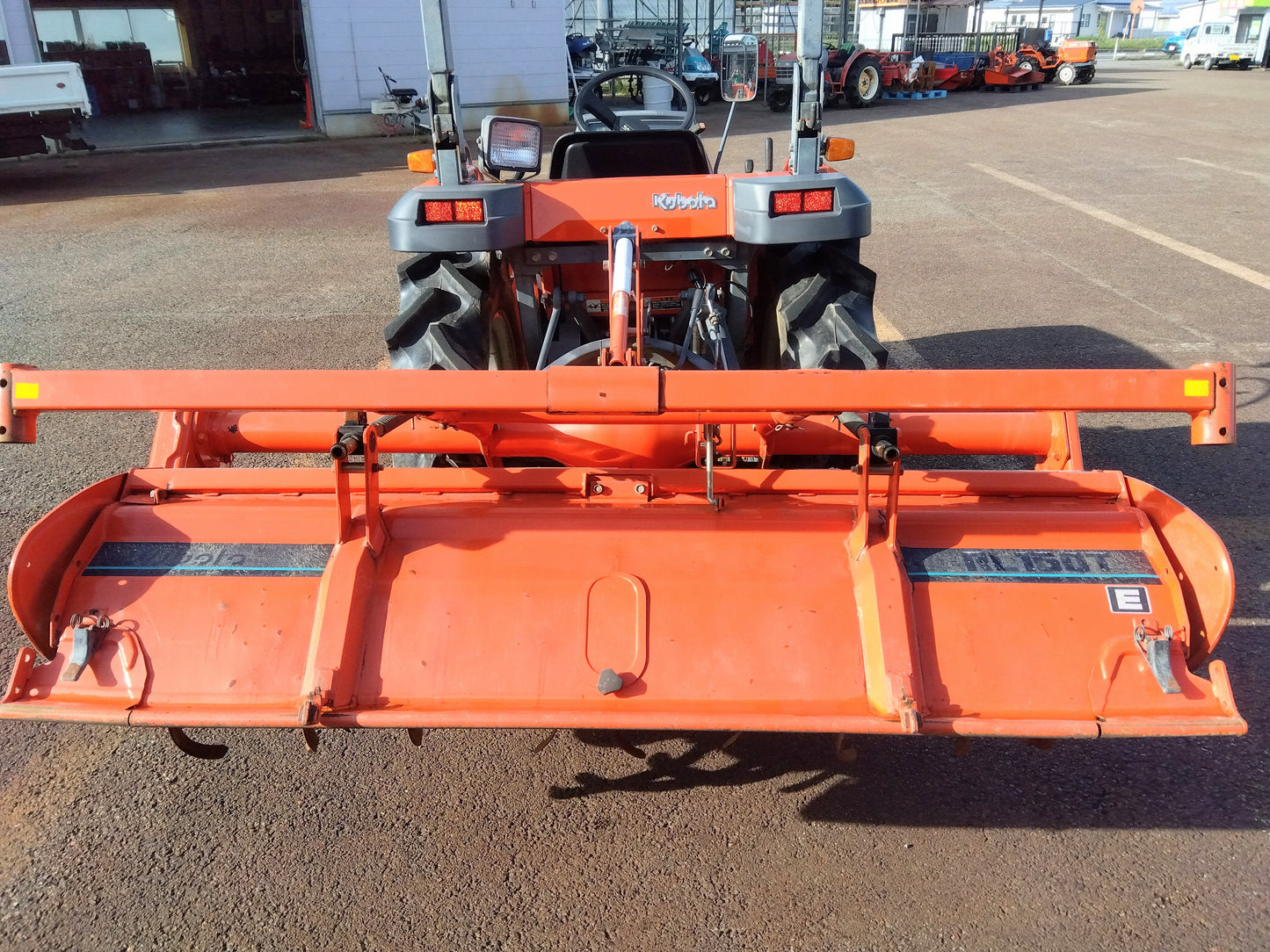 クボタ　中古トラクタ－  T240  山形店