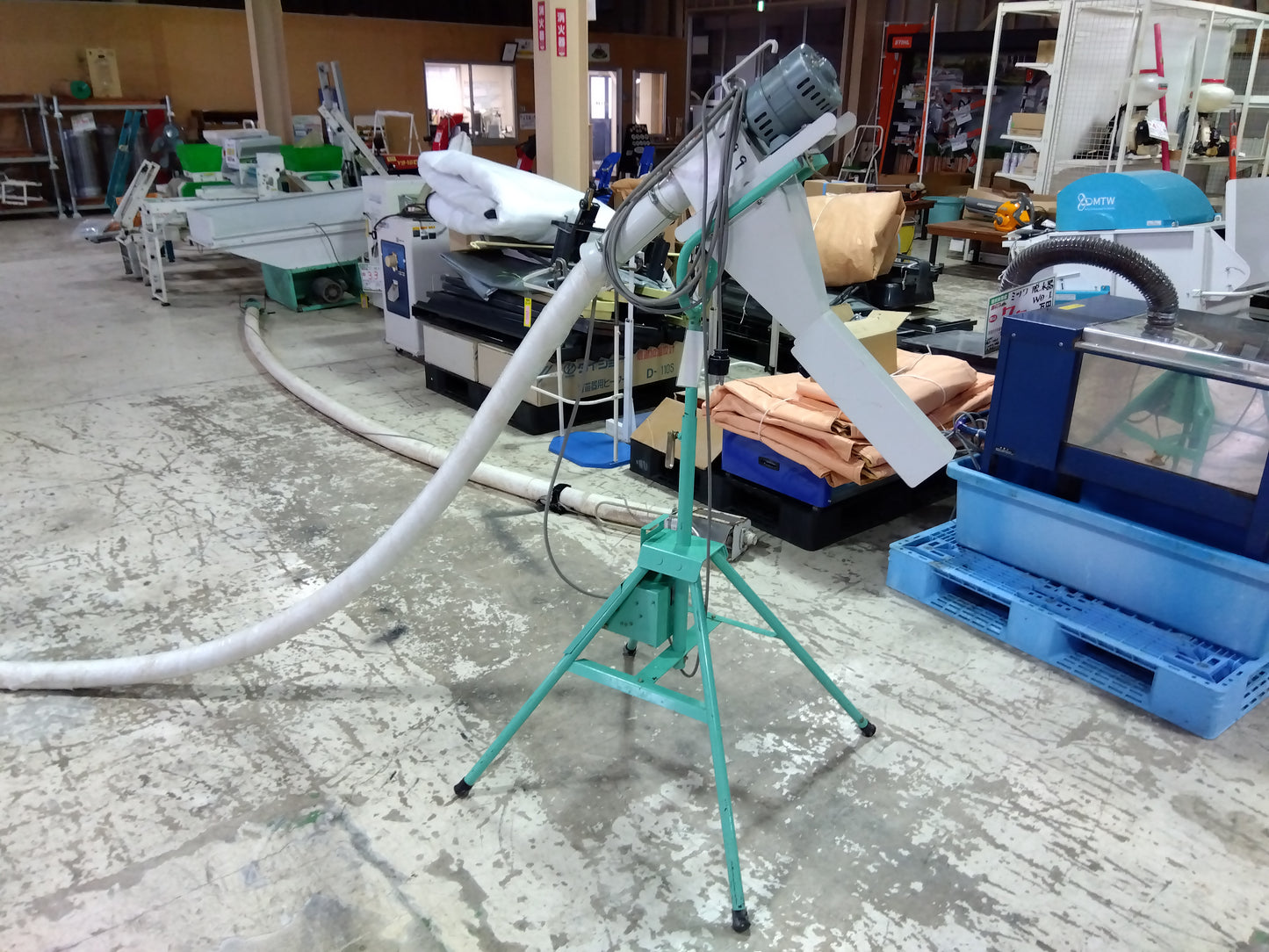 斎藤農機　　　穀物搬送機　BS-401　　　　　　「山形店」