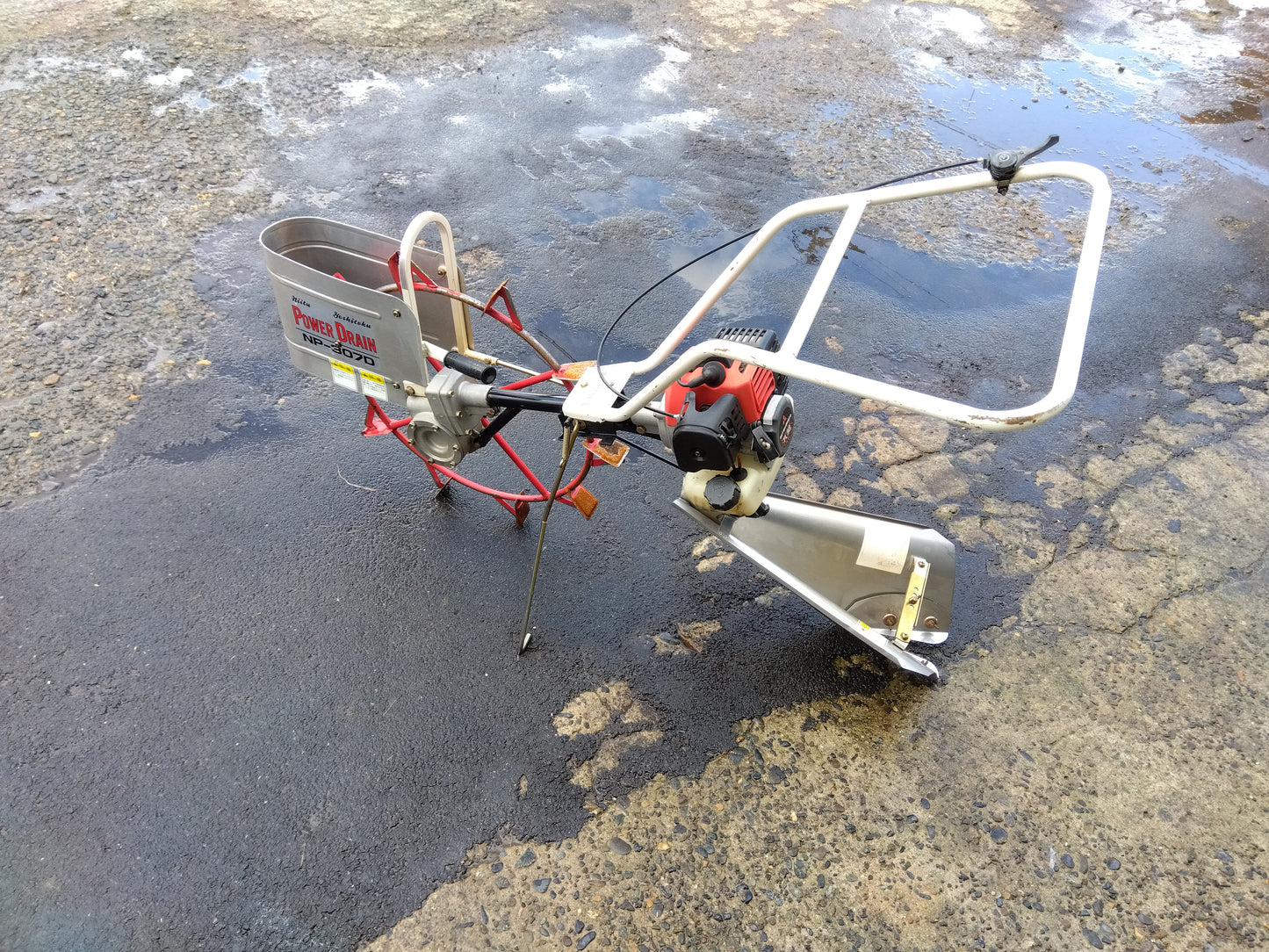 吉徳　中古　歩行溝切機　 NP-307D