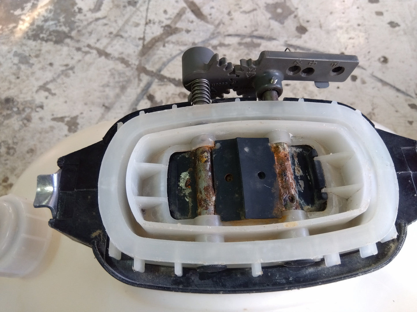 丸山 中古動力散布機 MDJ61G-26